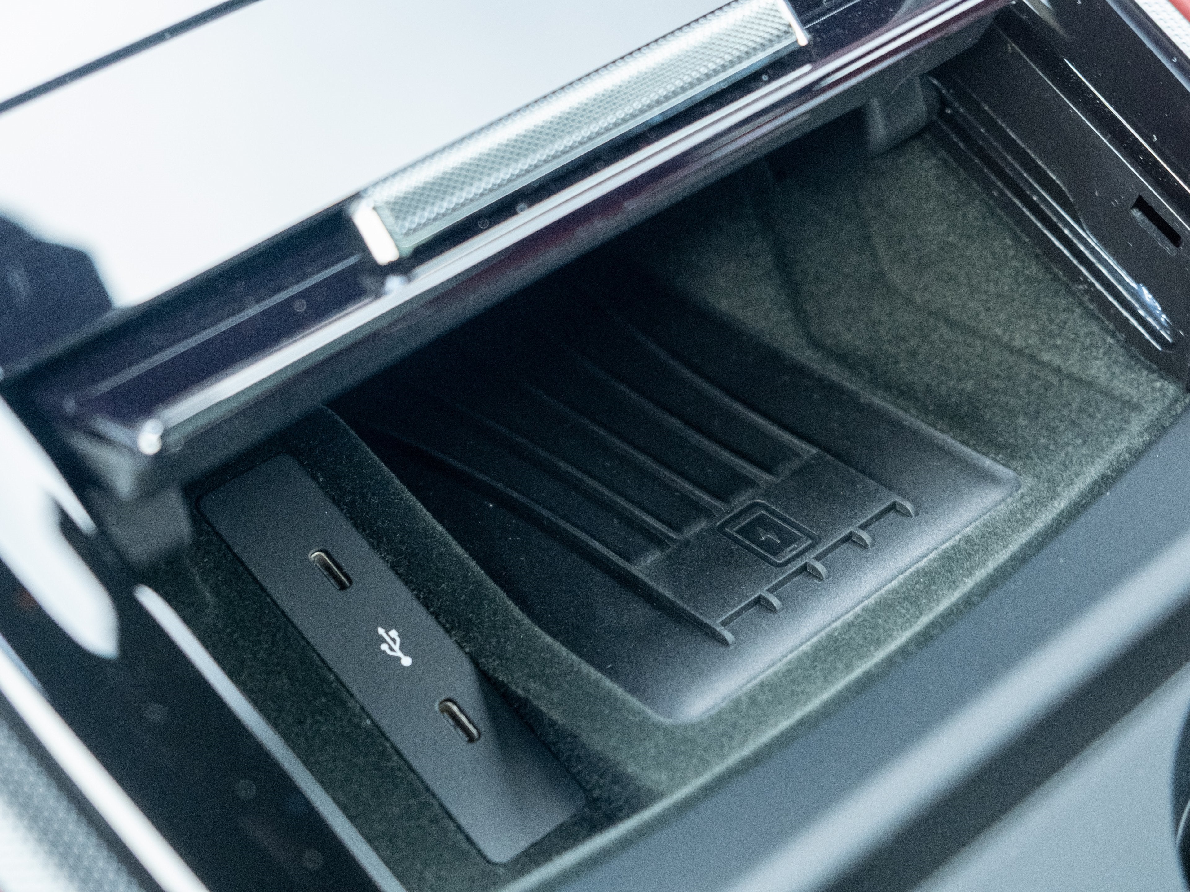 2026 Porsche Panamera 4