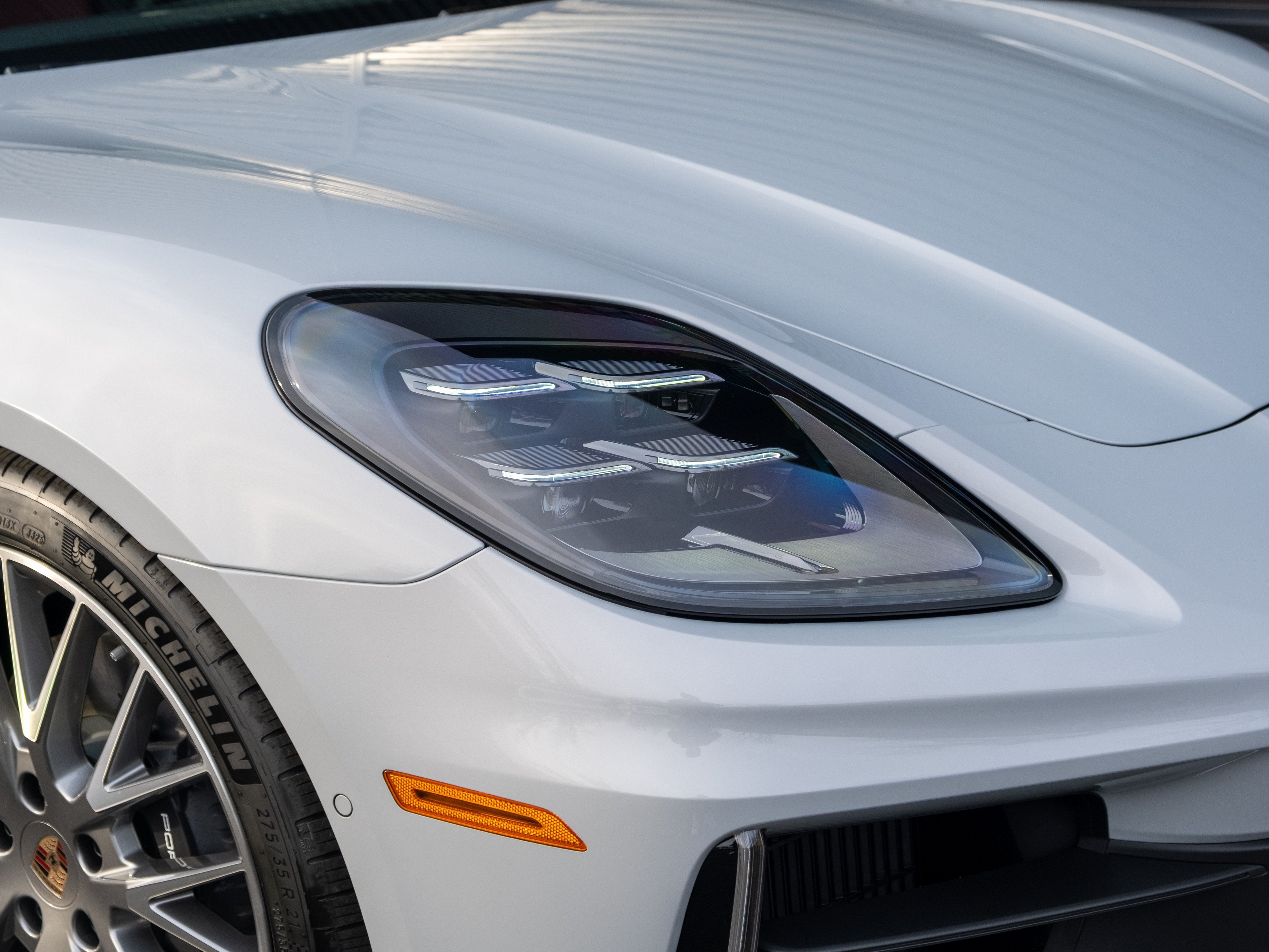 2026 Porsche Panamera 4