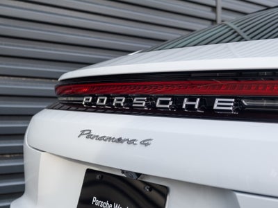 2026 Porsche Panamera 4