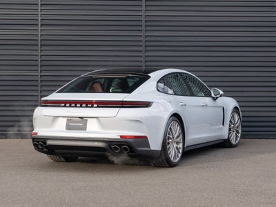 2026 Porsche Panamera 4
