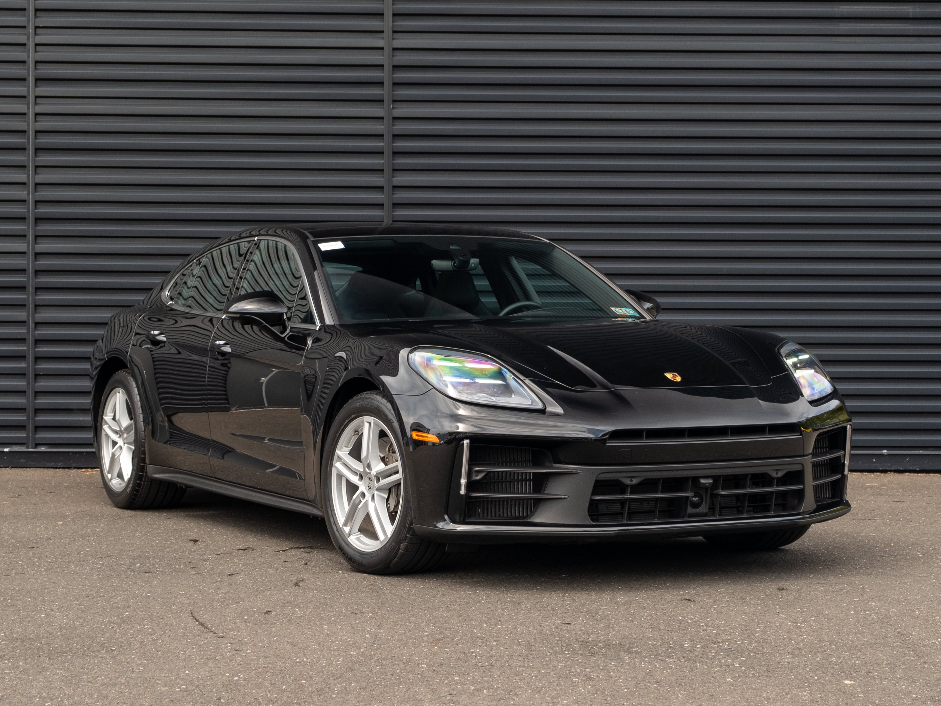 2025 Porsche Panamera 4