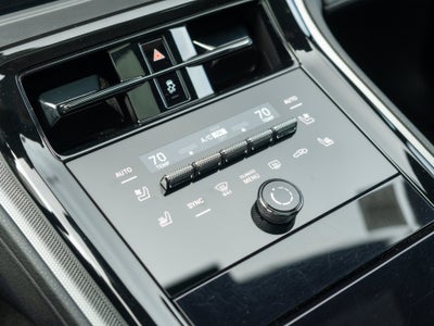 2025 Porsche Panamera 4
