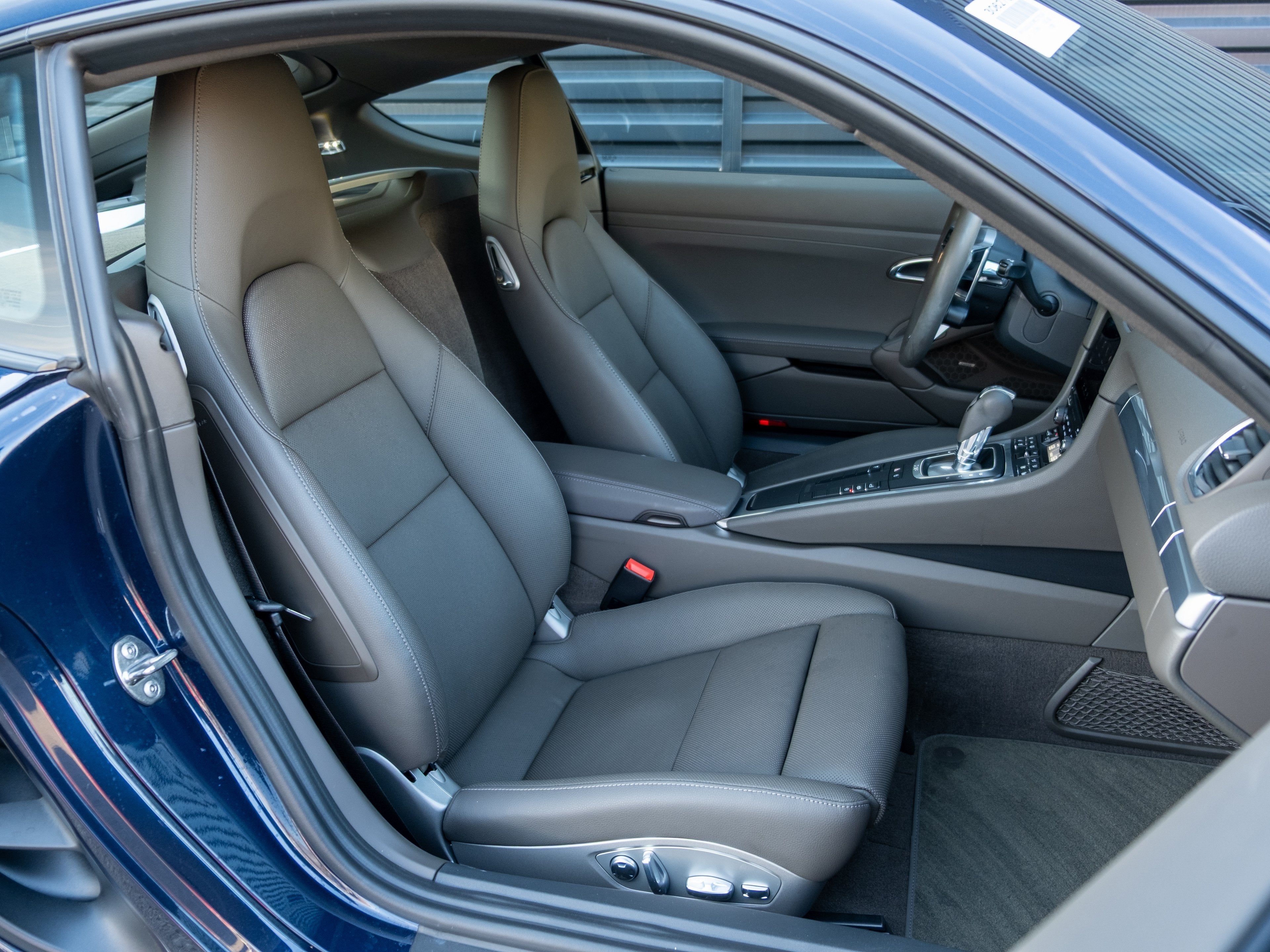 2021 Porsche 718 Cayman S