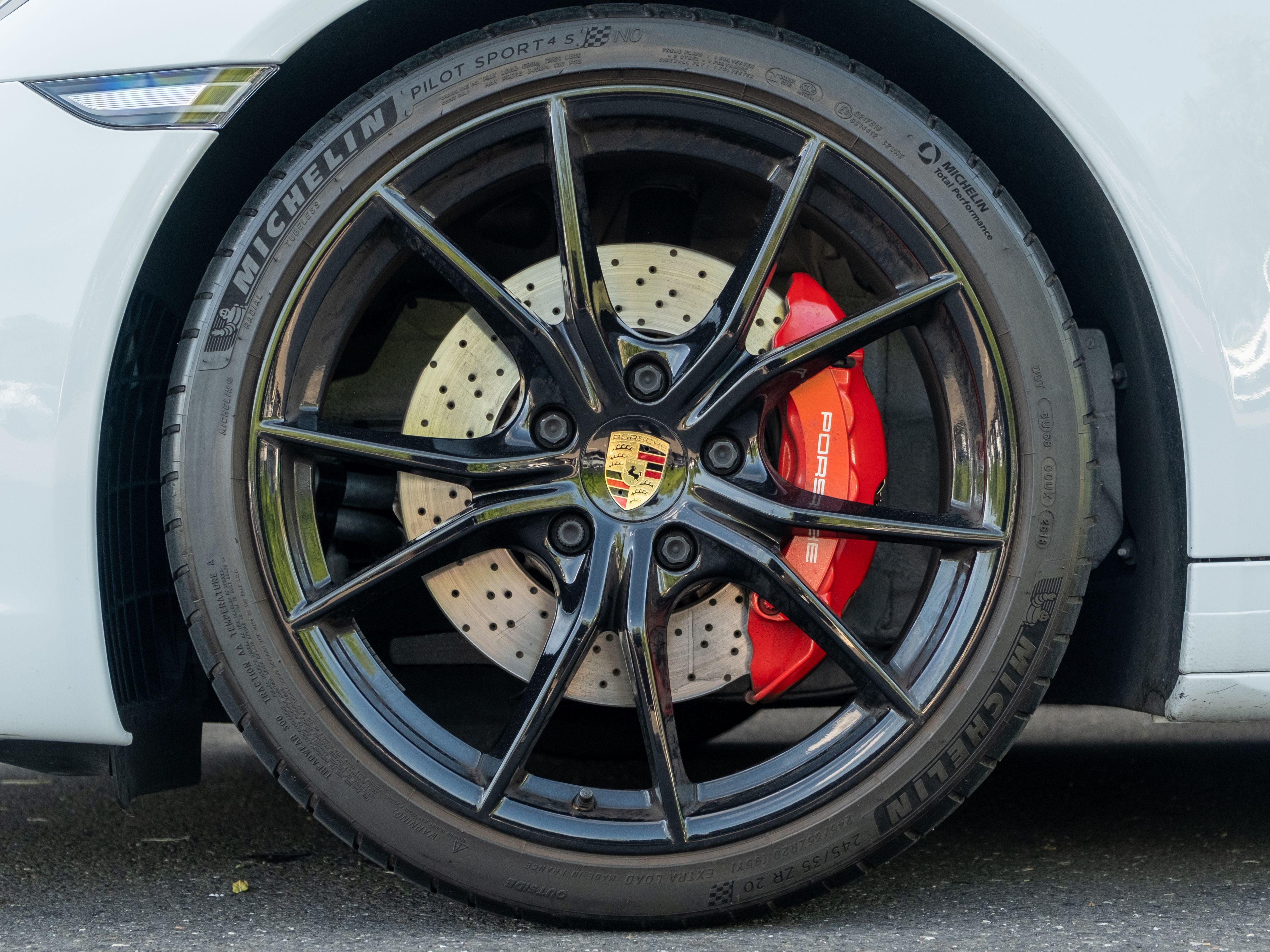 2019 Porsche 911 Carrera 4S