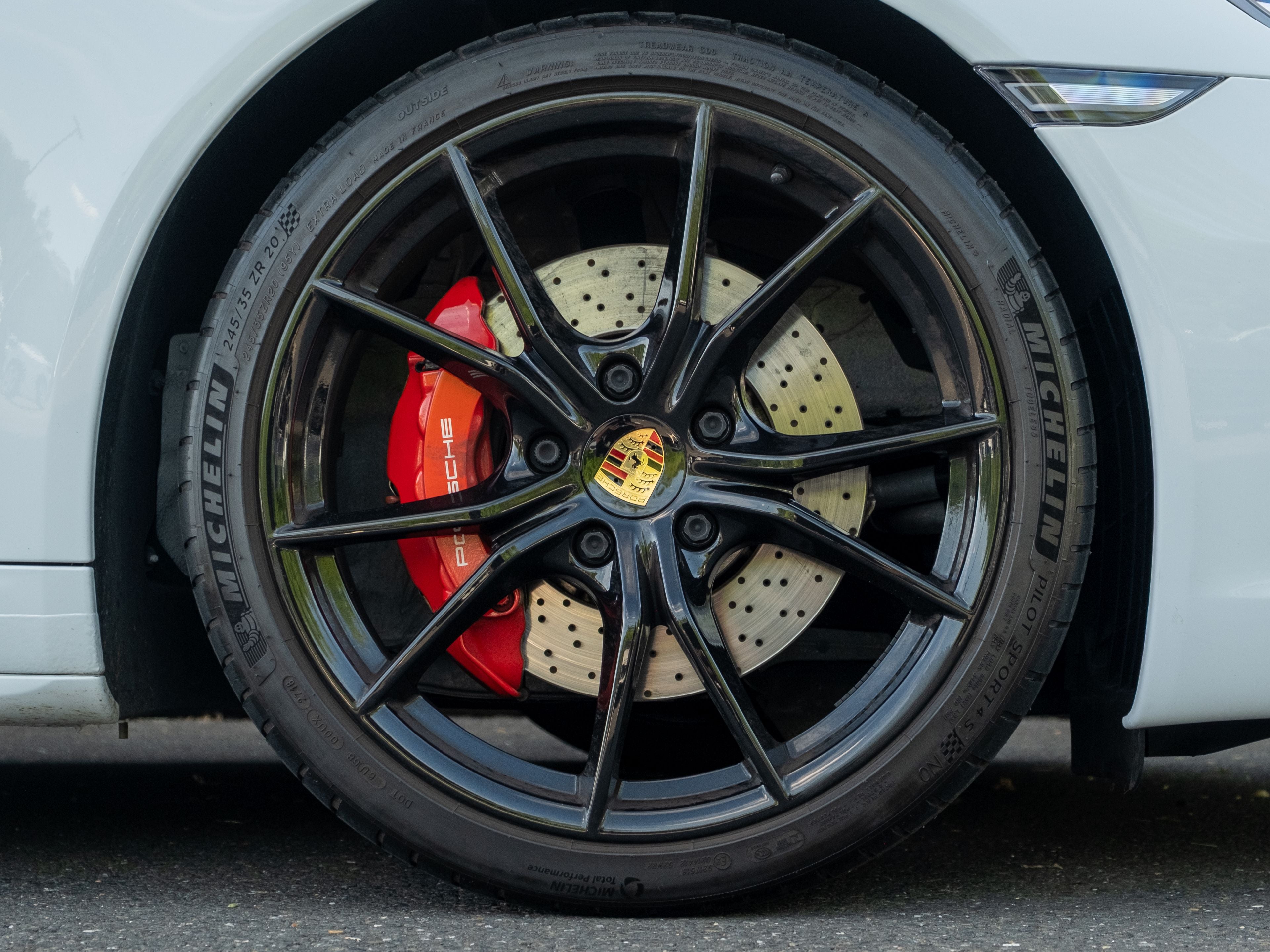 2019 Porsche 911 Carrera 4S