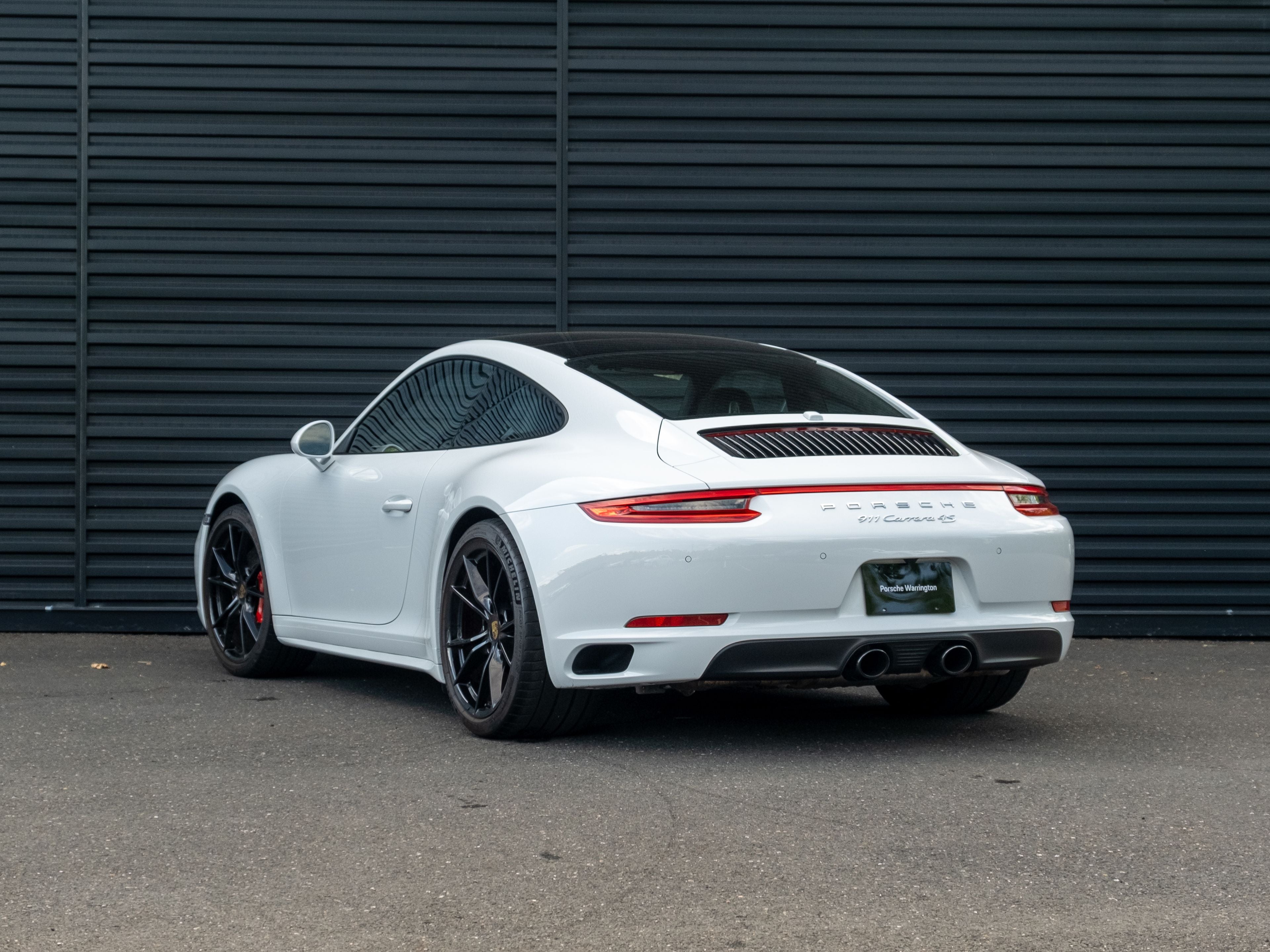 2019 Porsche 911 Carrera 4S
