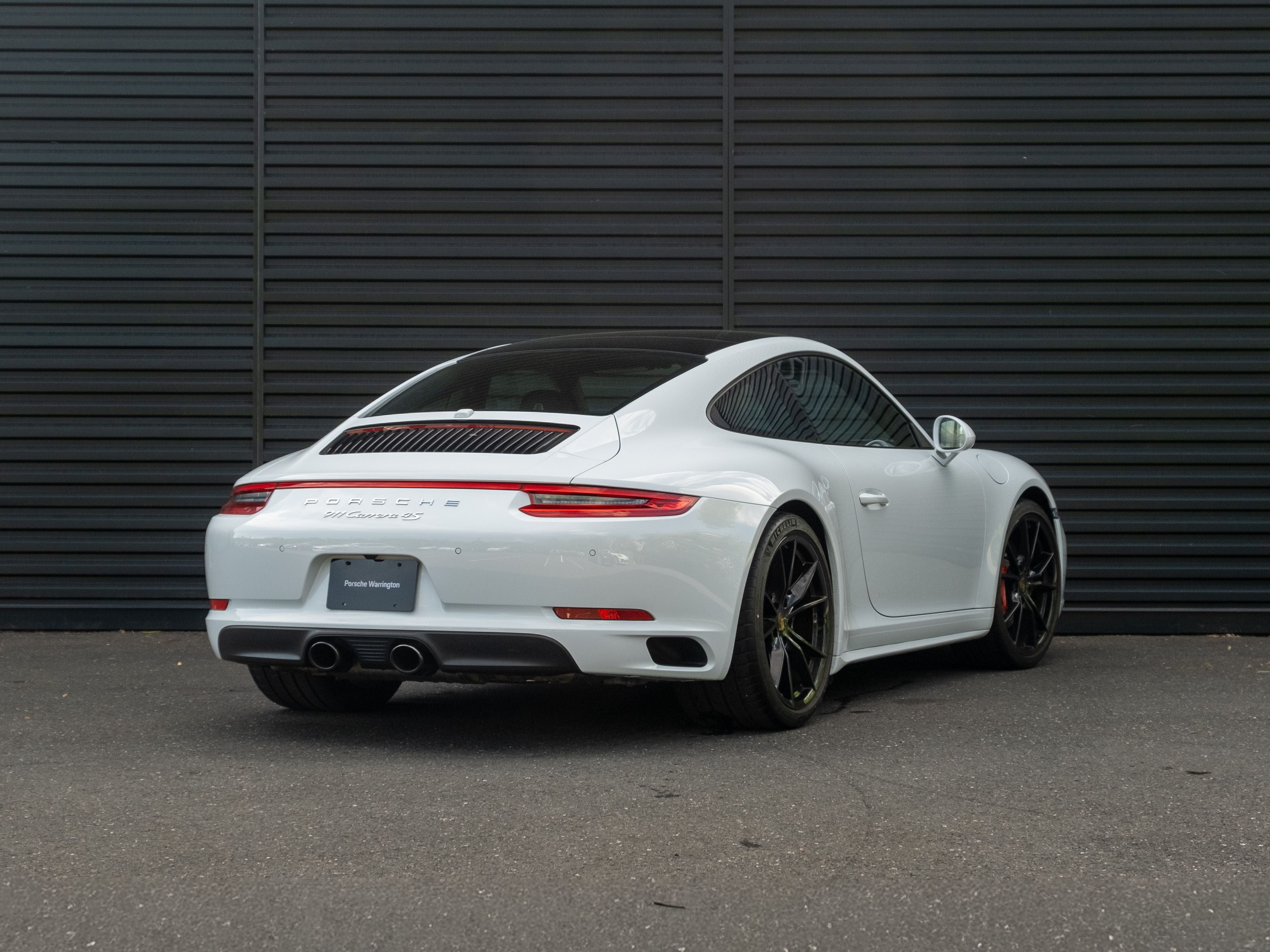 2019 Porsche 911 Carrera 4S