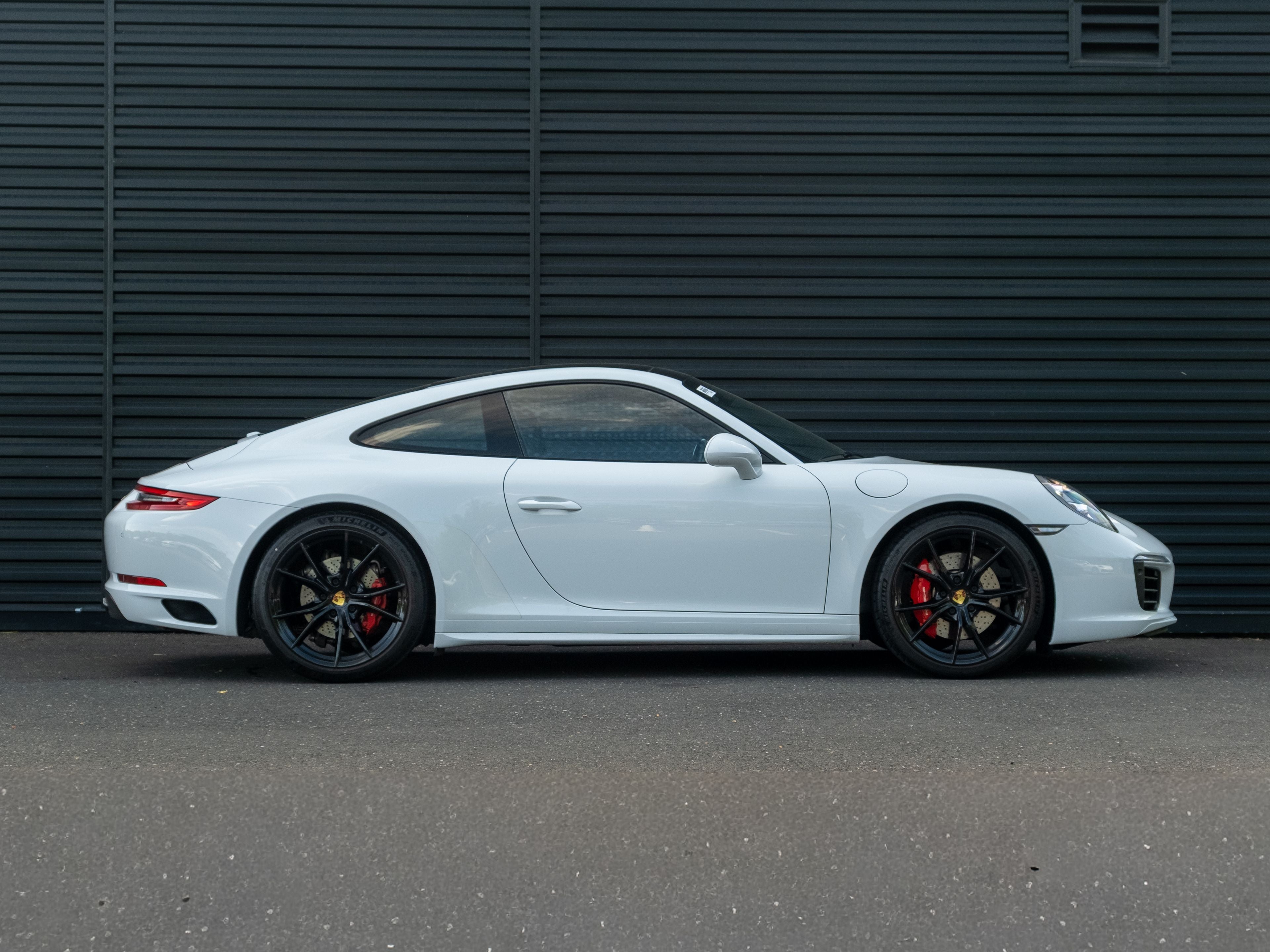 2019 Porsche 911 Carrera 4S