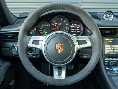 2016 Porsche 911 Carrera GTS