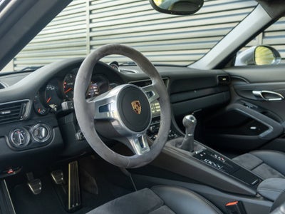 2016 Porsche 911 Carrera GTS