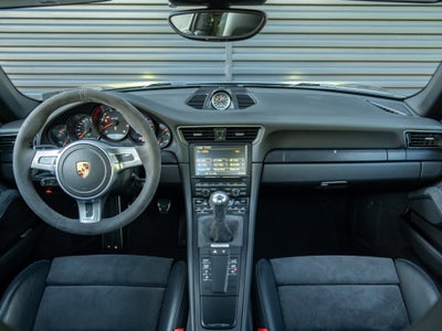 2016 Porsche 911 Carrera GTS