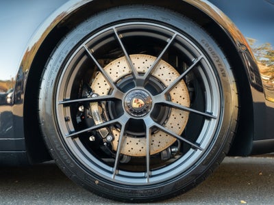2026 Porsche 911 Carrera 4 GTS