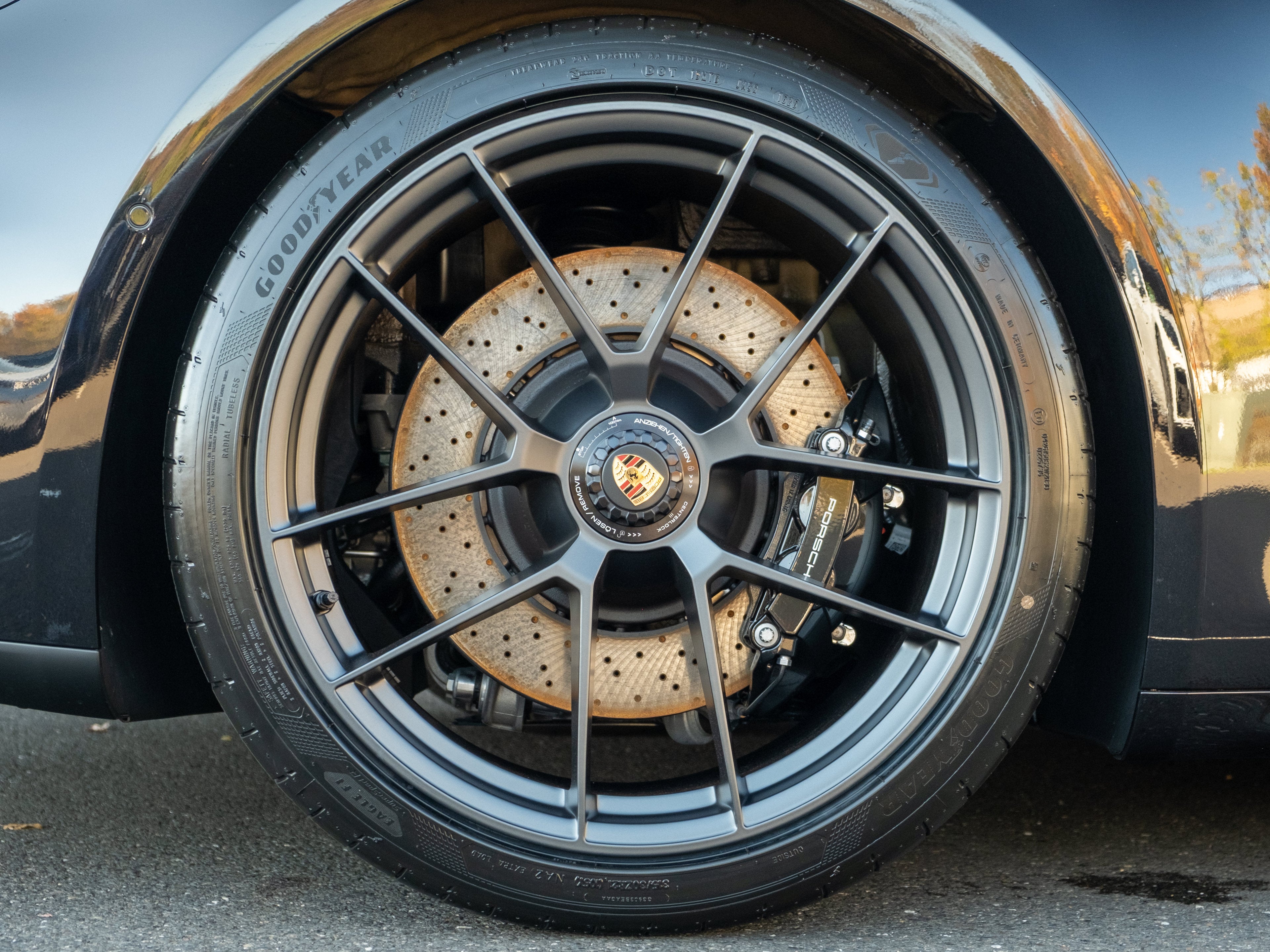 2026 Porsche 911 Carrera 4 GTS