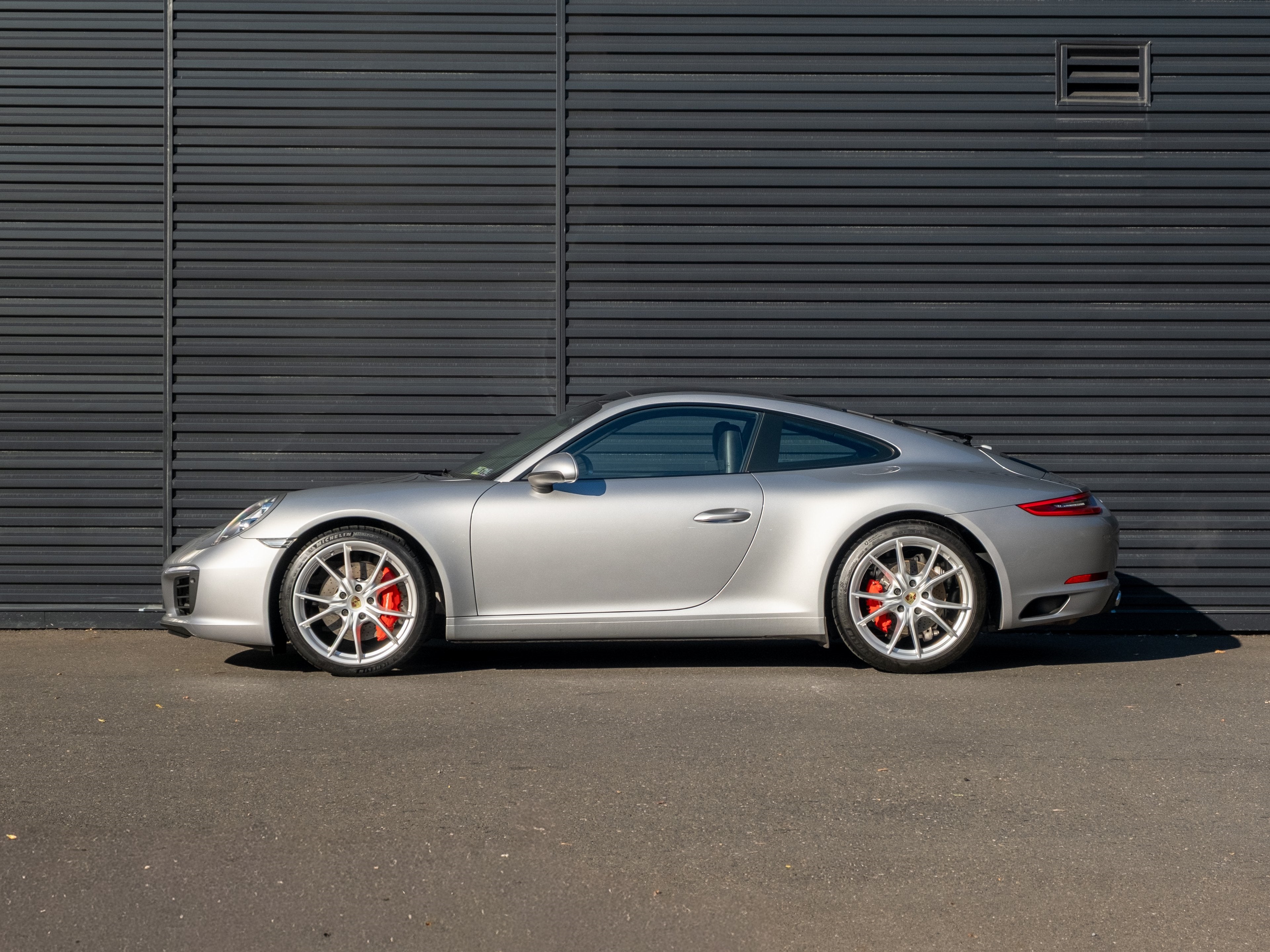 2019 Porsche 911 Carrera S