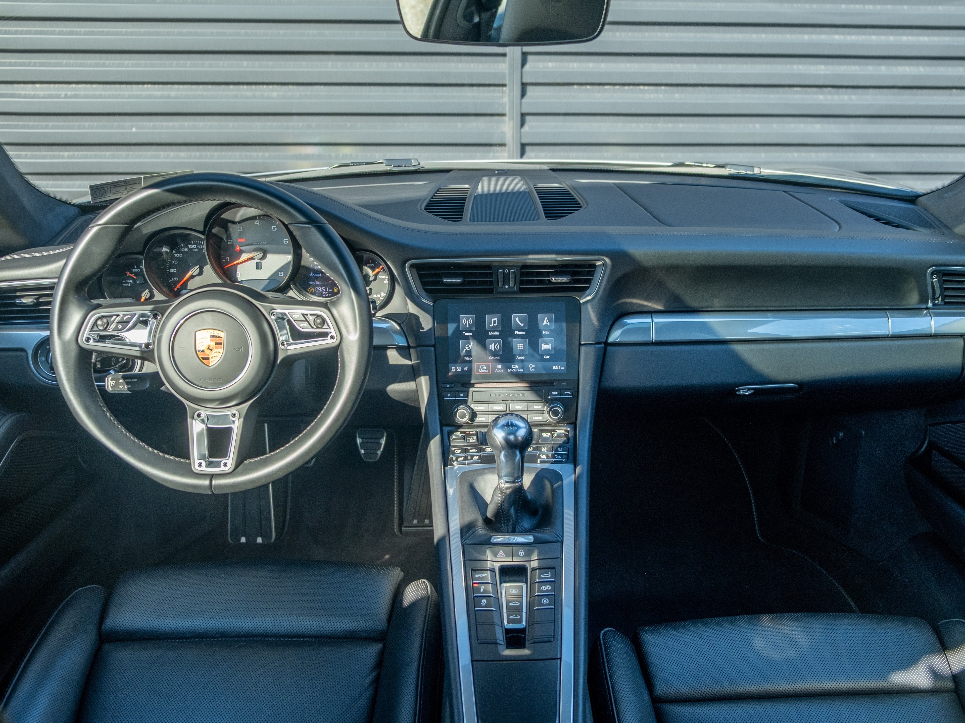 2019 Porsche 911 Carrera S