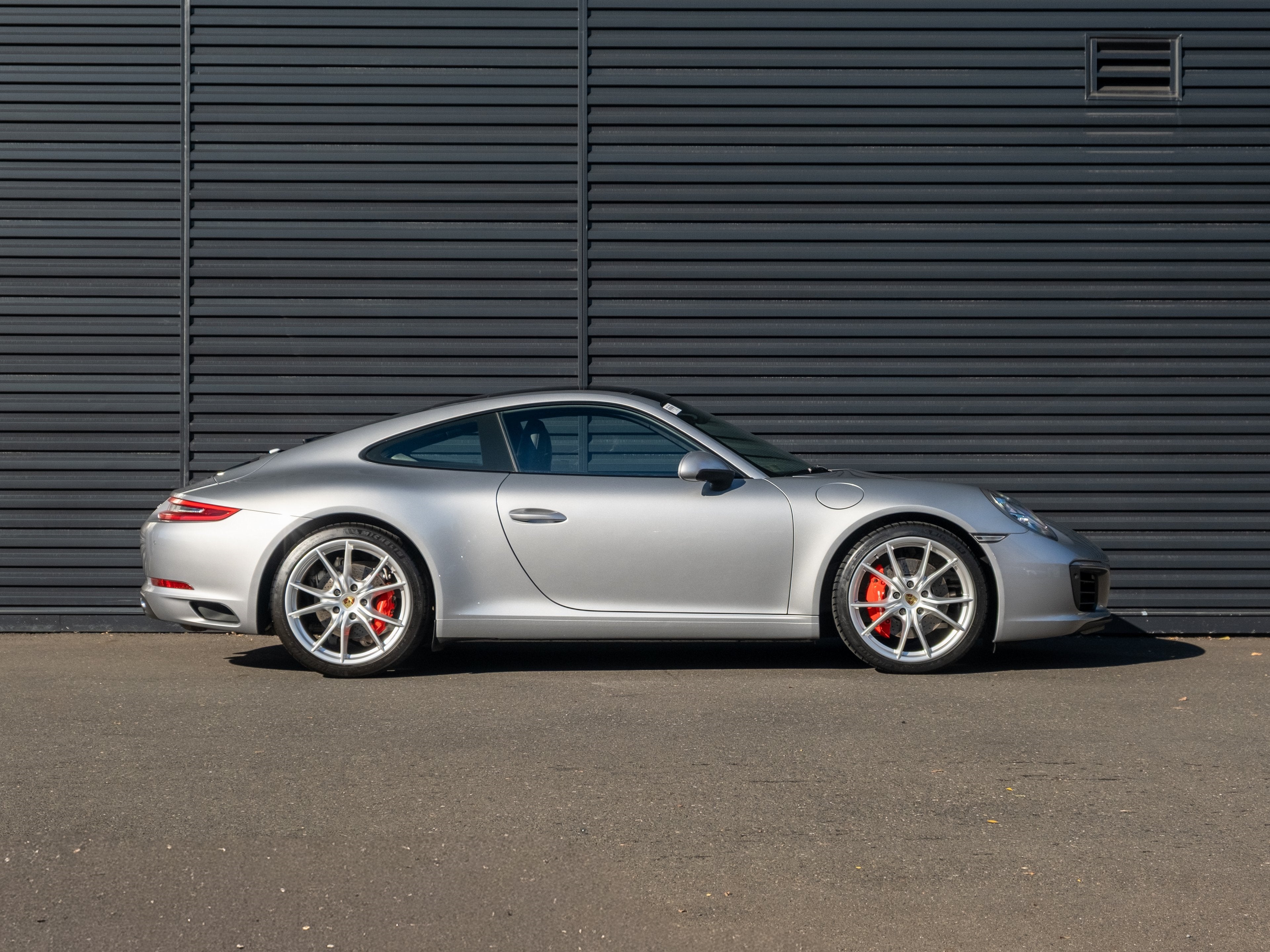 2019 Porsche 911 Carrera S