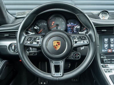 2019 Porsche 911 Carrera 4S