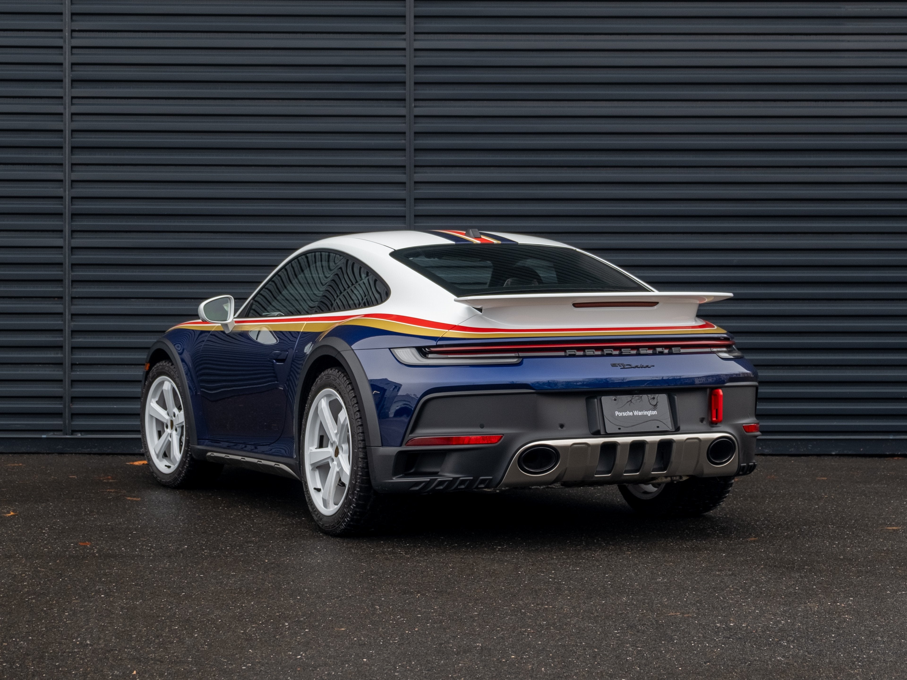 2024 Porsche 911 Dakar