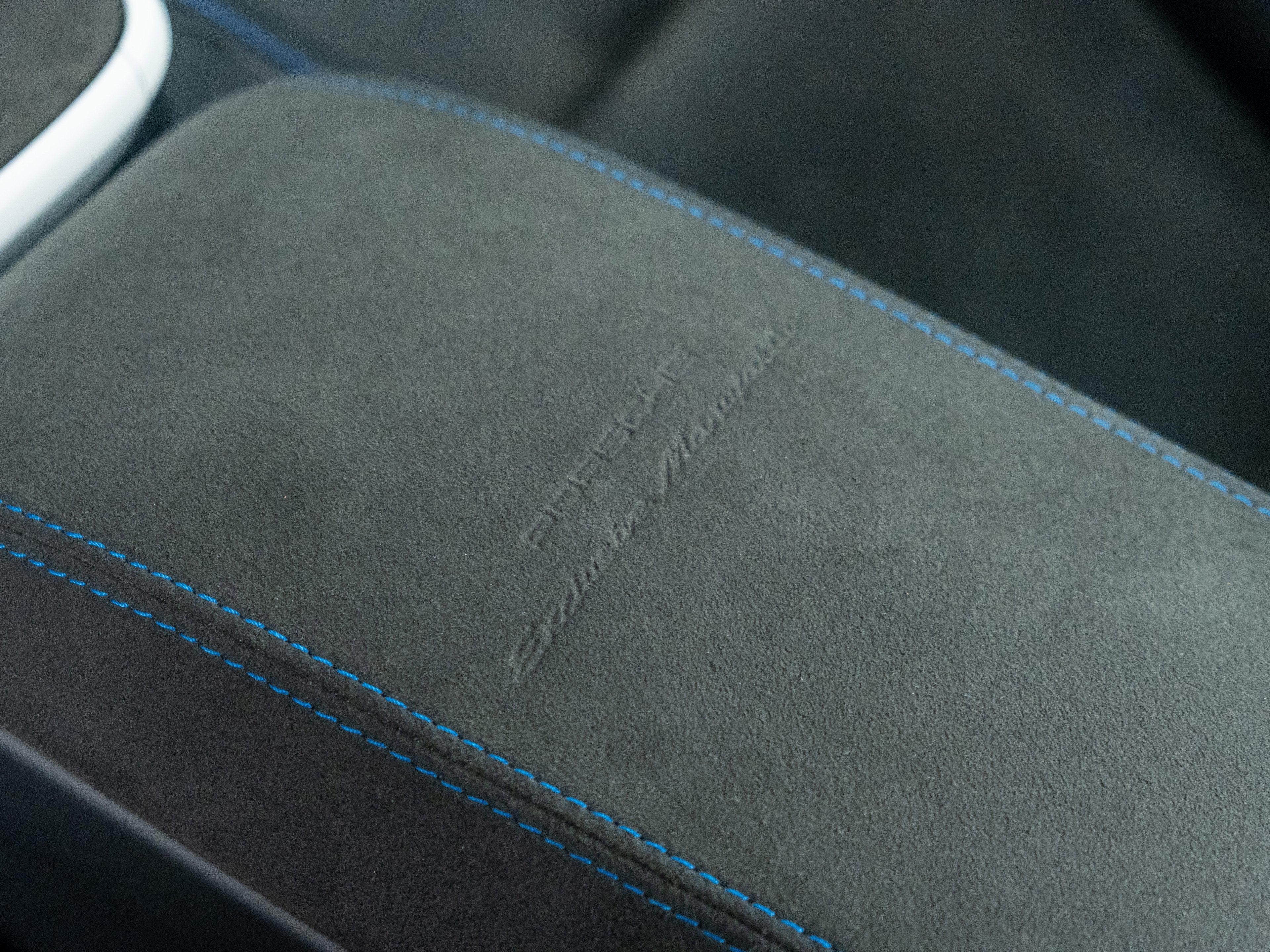 2024 Porsche 911 Dakar