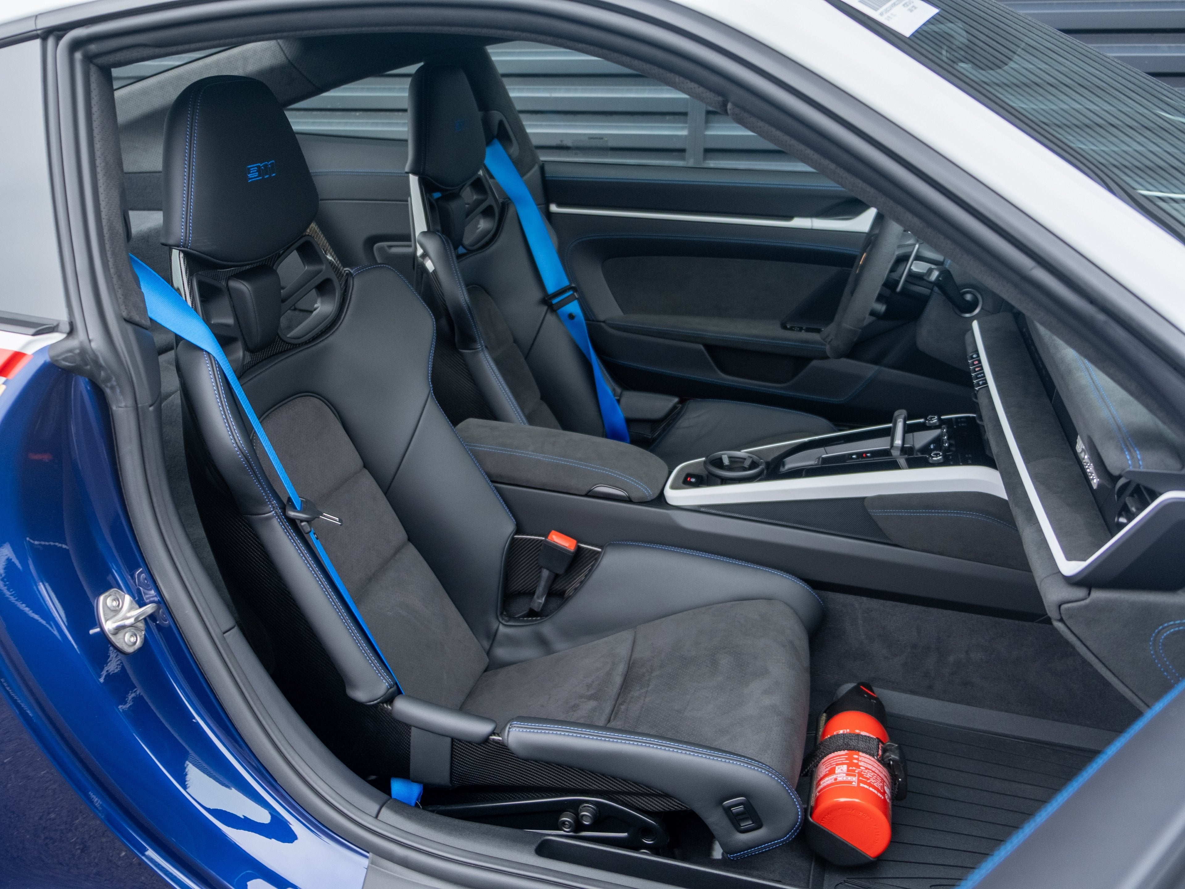 2024 Porsche 911 Dakar