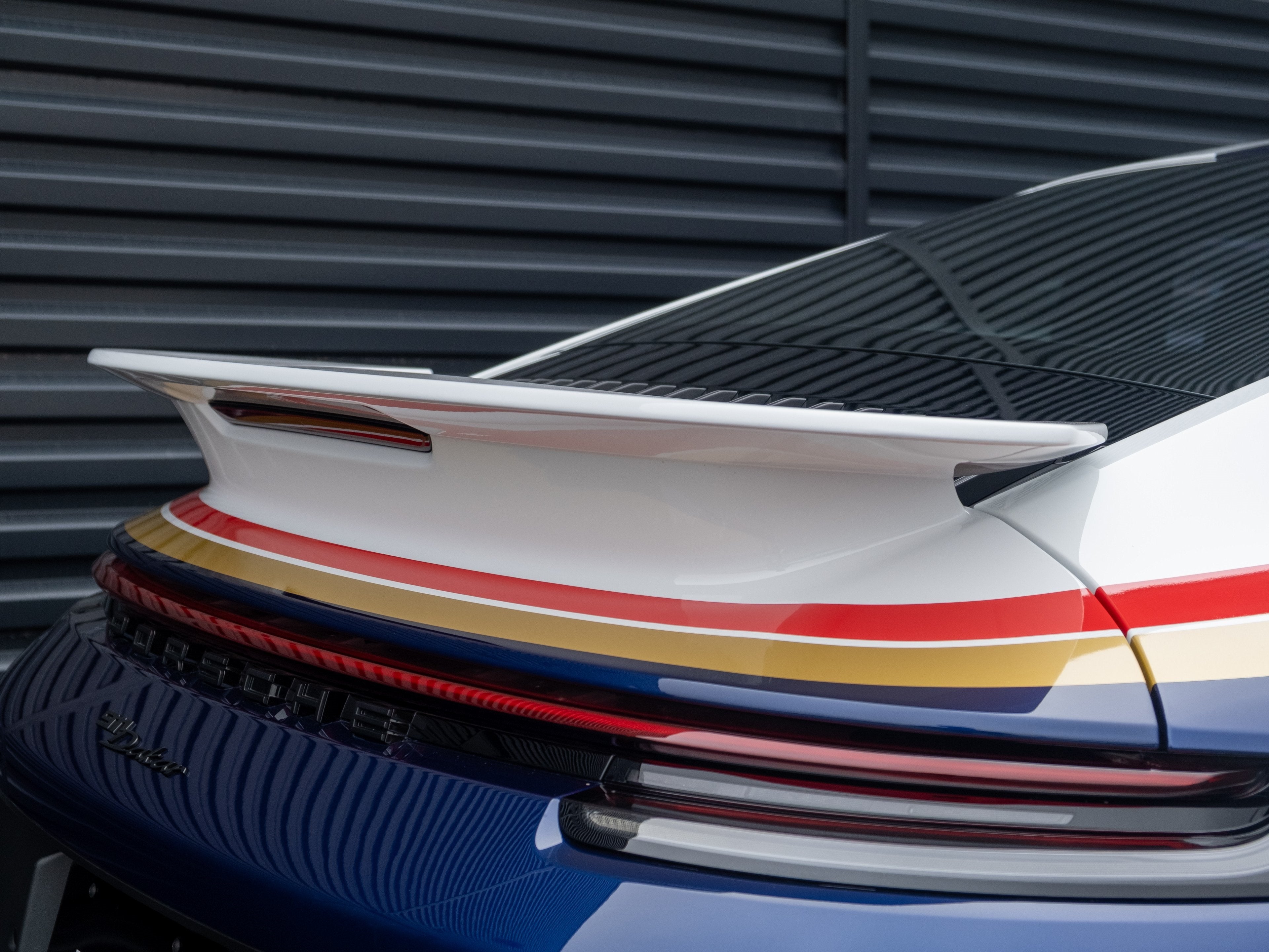 2024 Porsche 911 Dakar