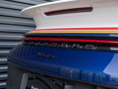 2024 Porsche 911 Dakar