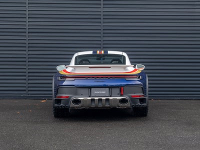 2024 Porsche 911 Dakar
