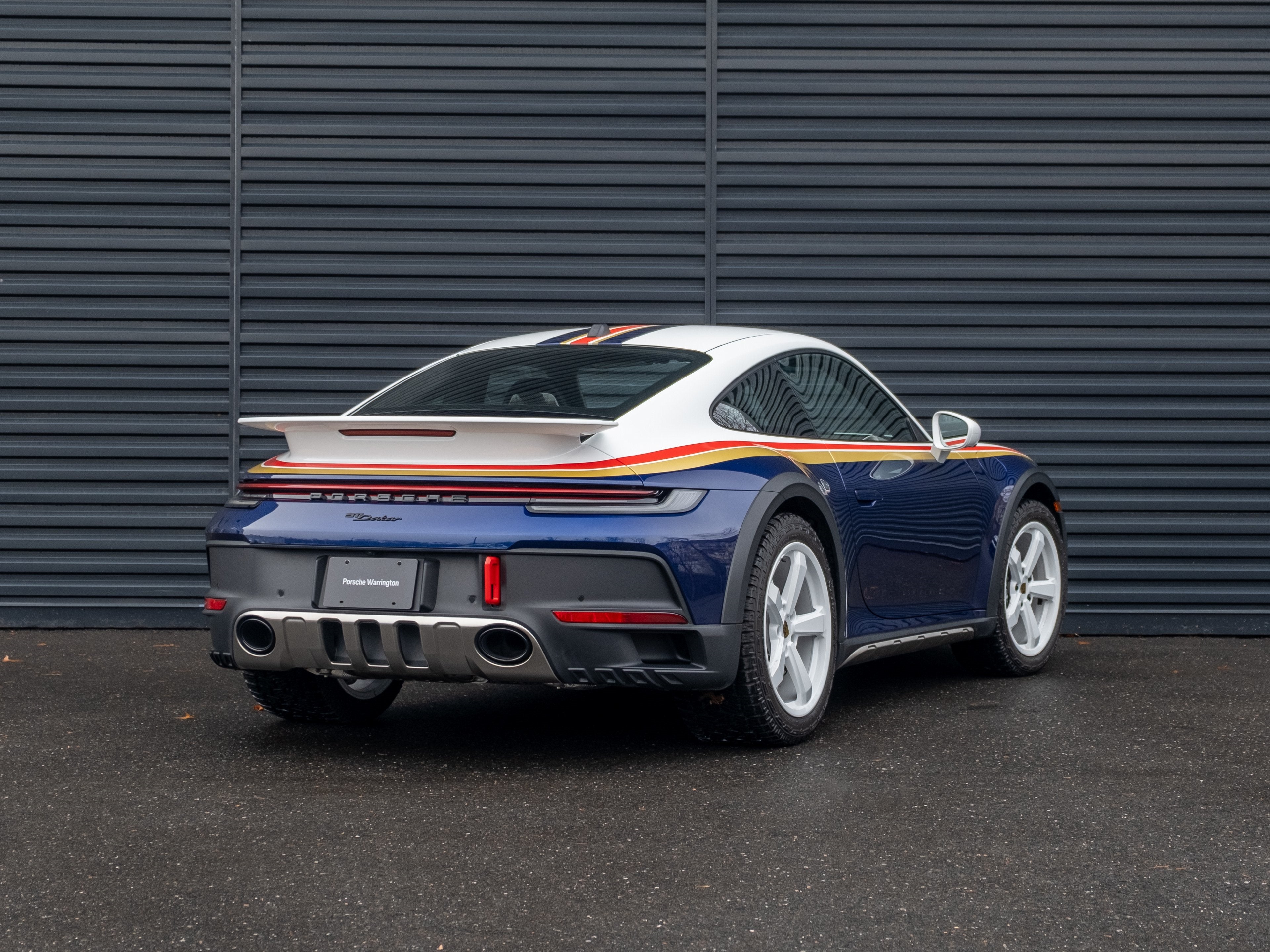 2024 Porsche 911 Dakar