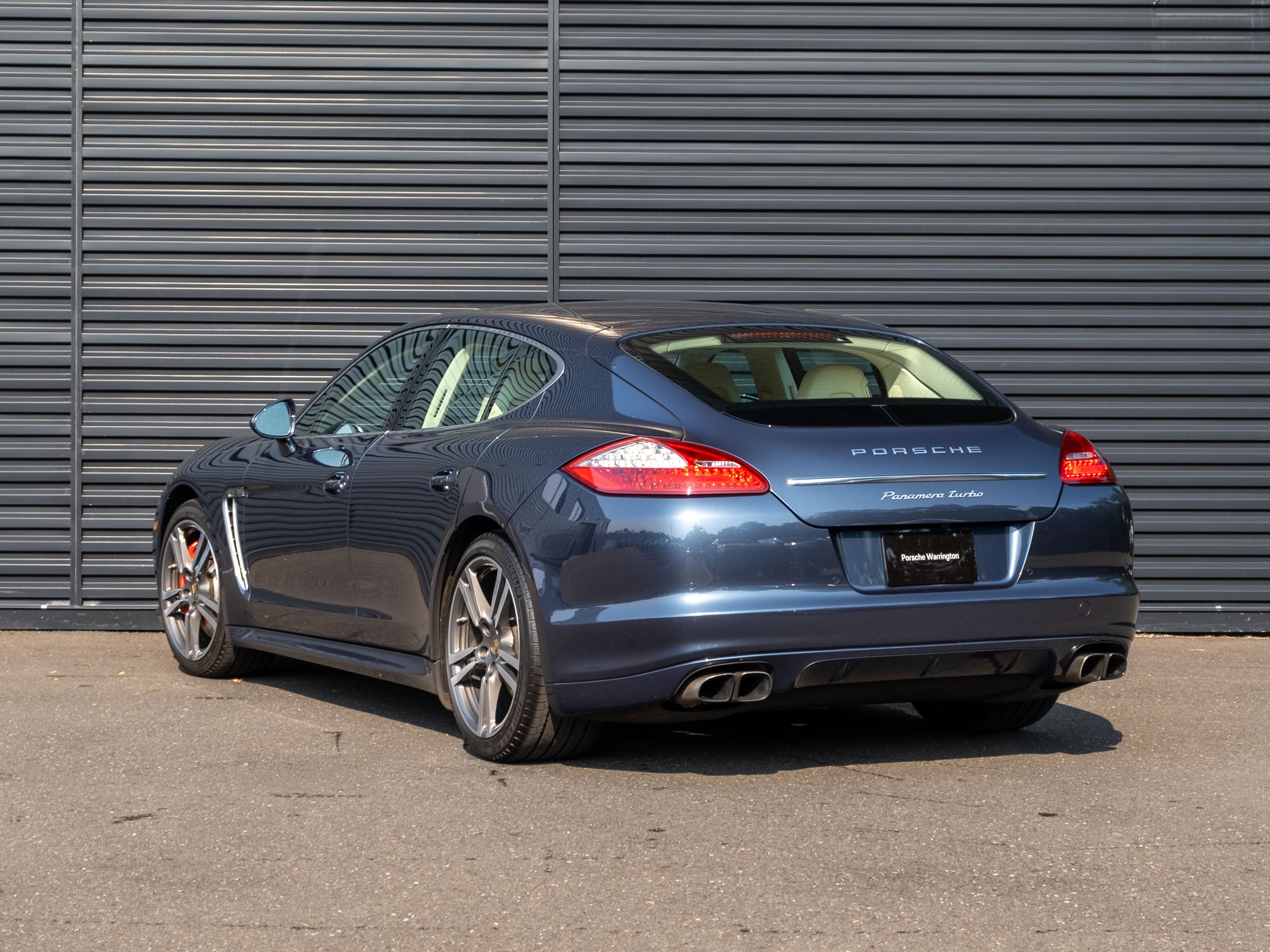 2011 Porsche Panamera Turbo