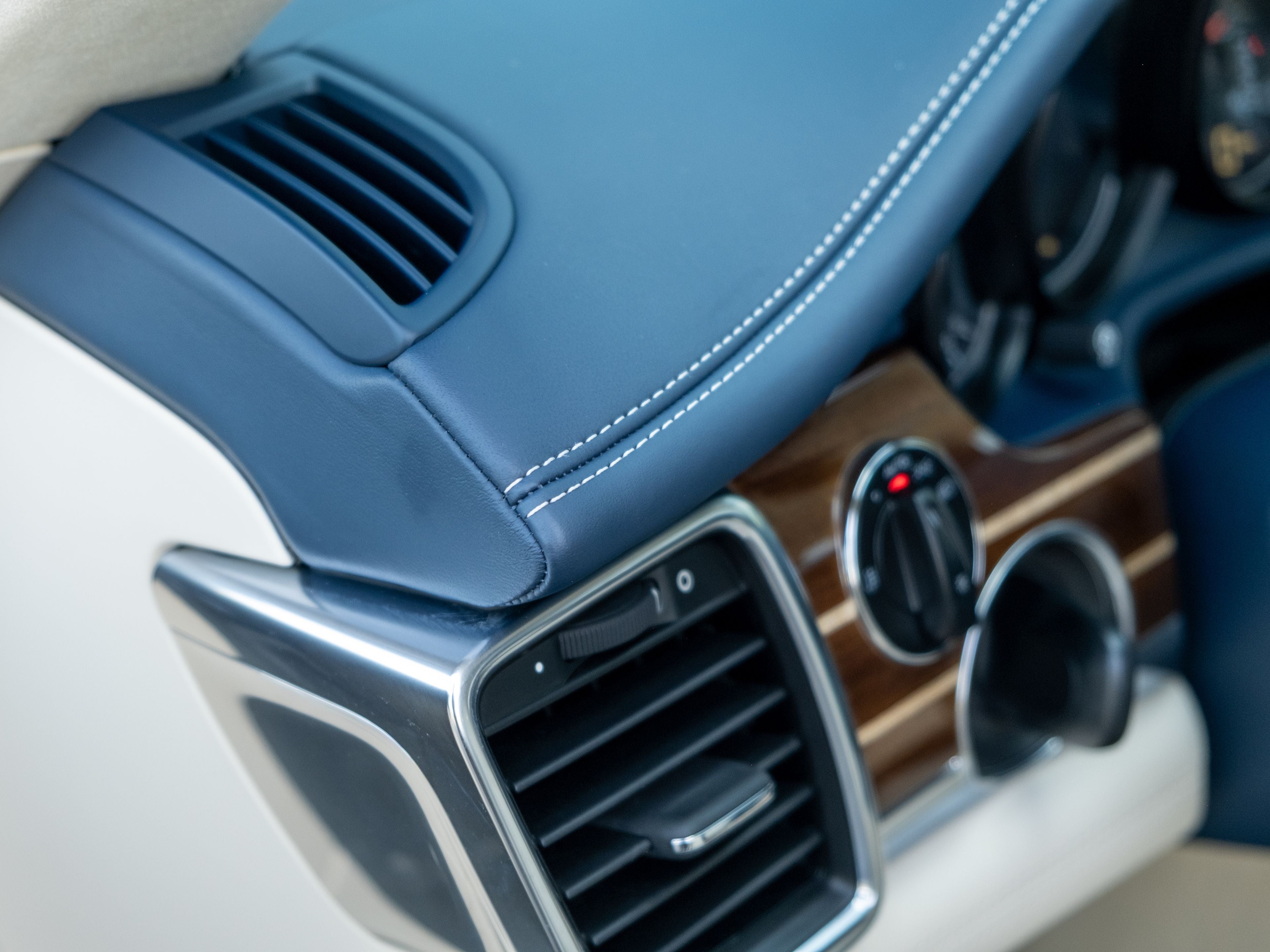 2011 Porsche Panamera Turbo