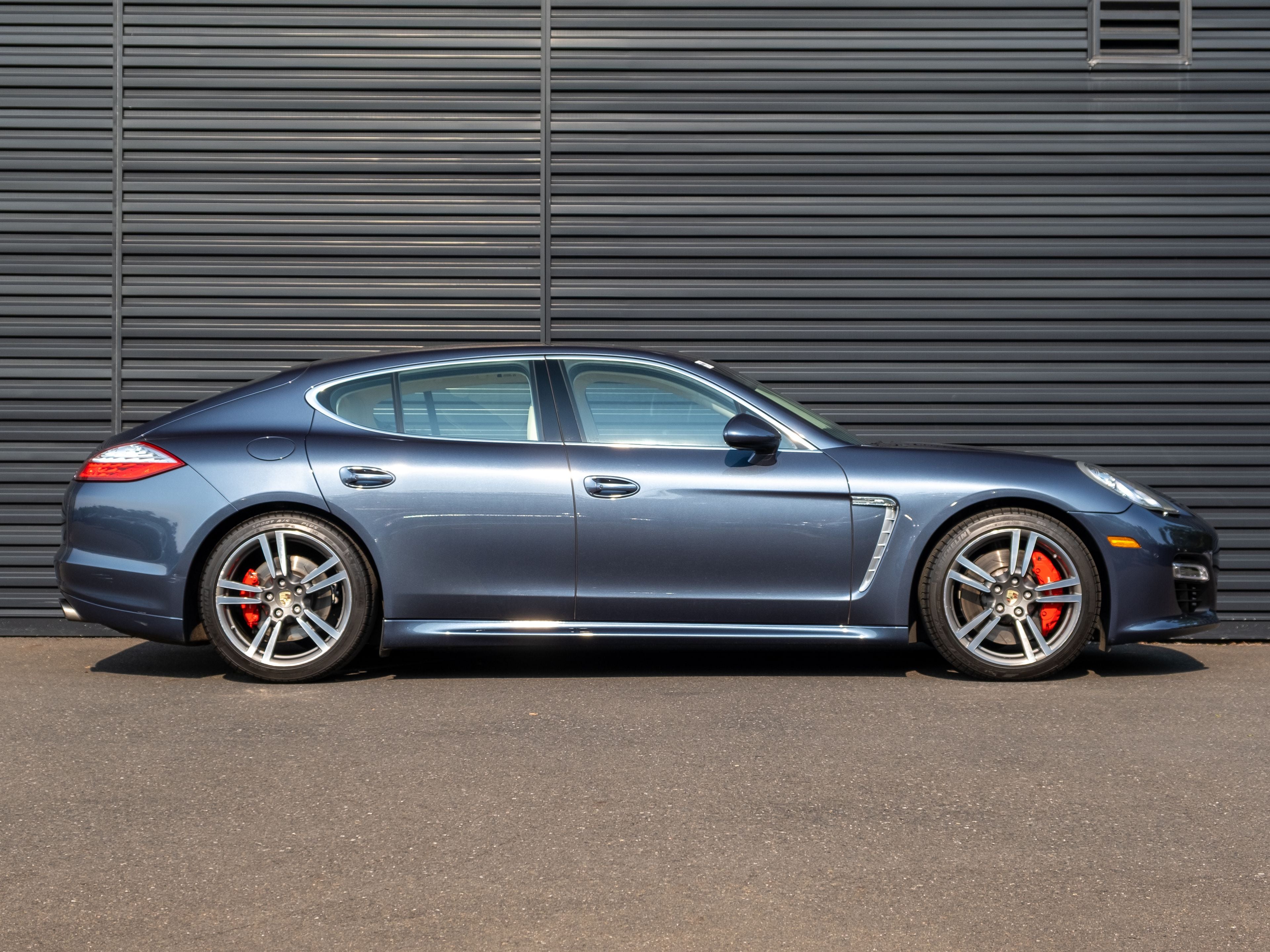 2011 Porsche Panamera Turbo