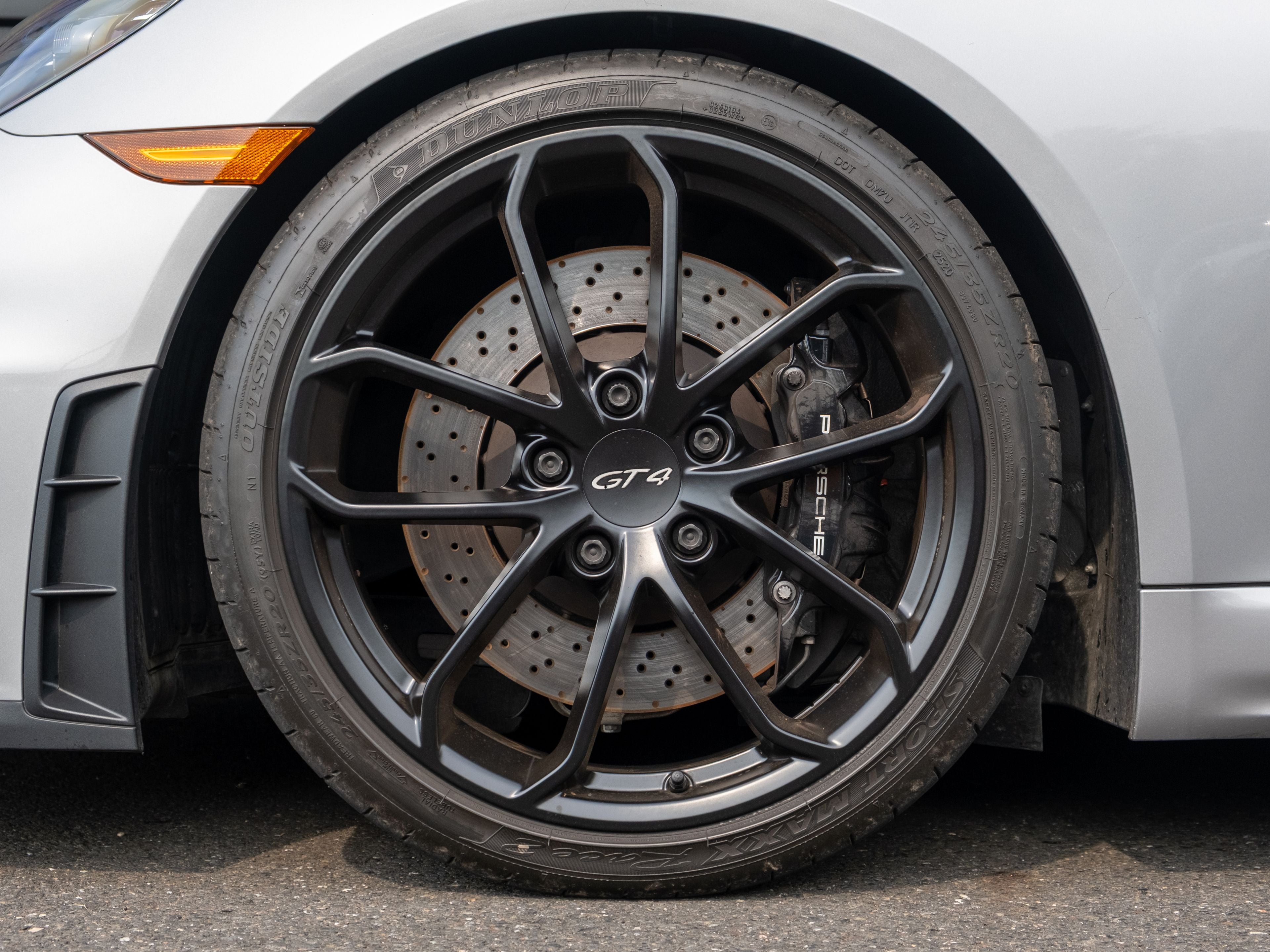 2021 Porsche 718 Cayman GT4