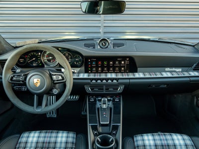 2025 Porsche 911 Turbo