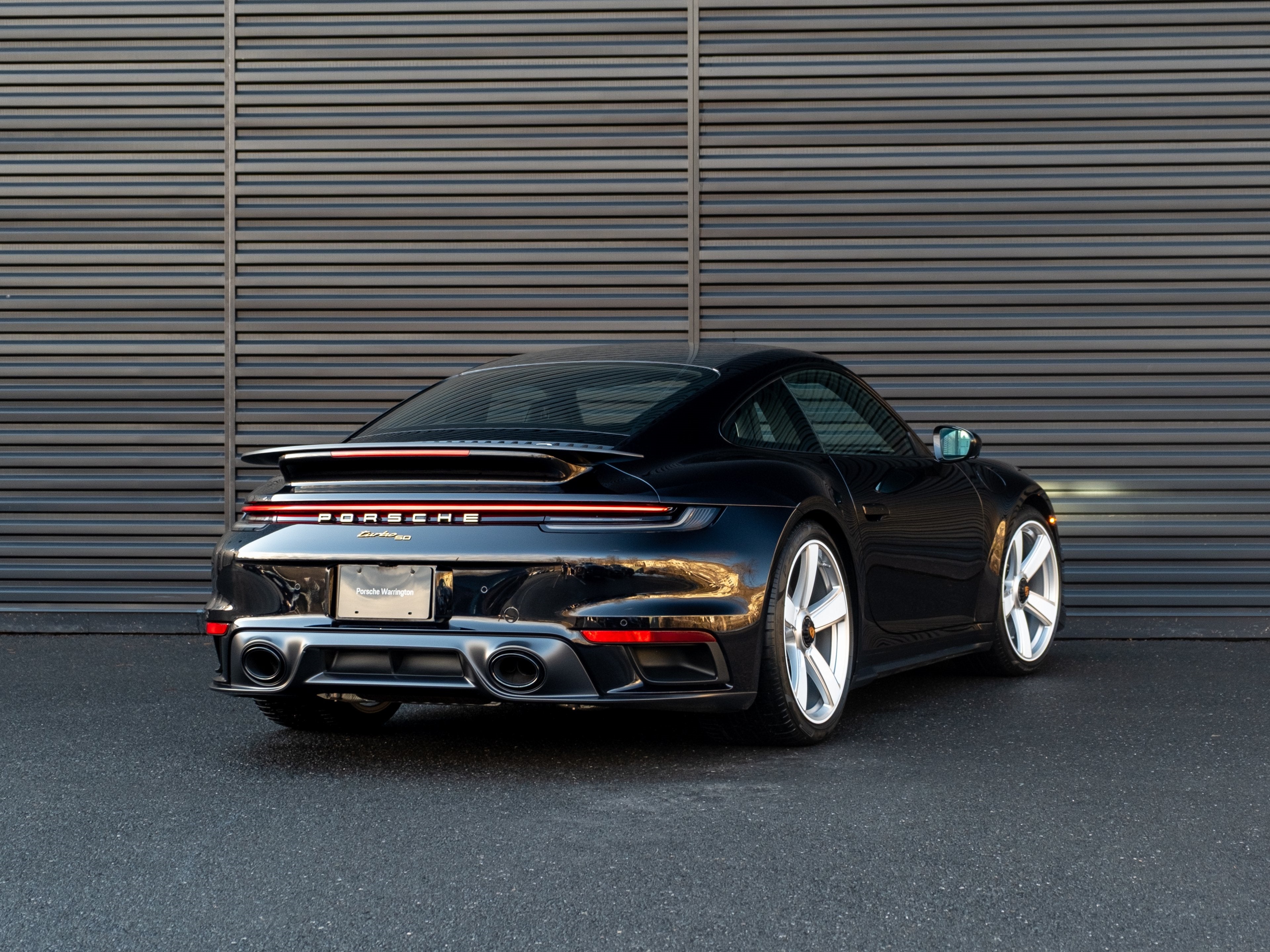 2025 Porsche 911 Turbo