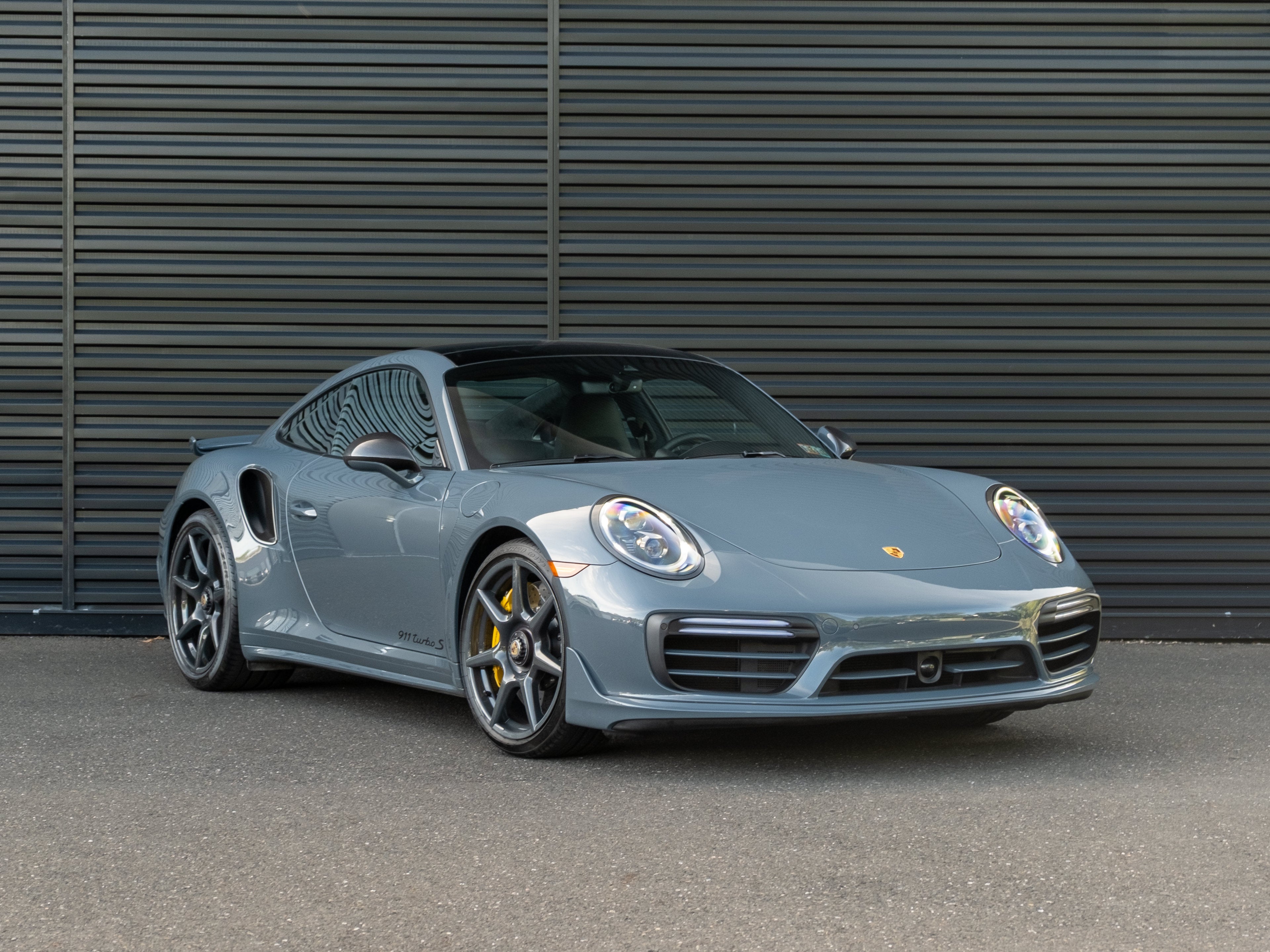 2019 Porsche 911 Turbo S