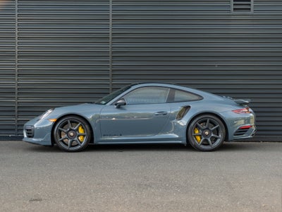 2019 Porsche 911 Turbo S