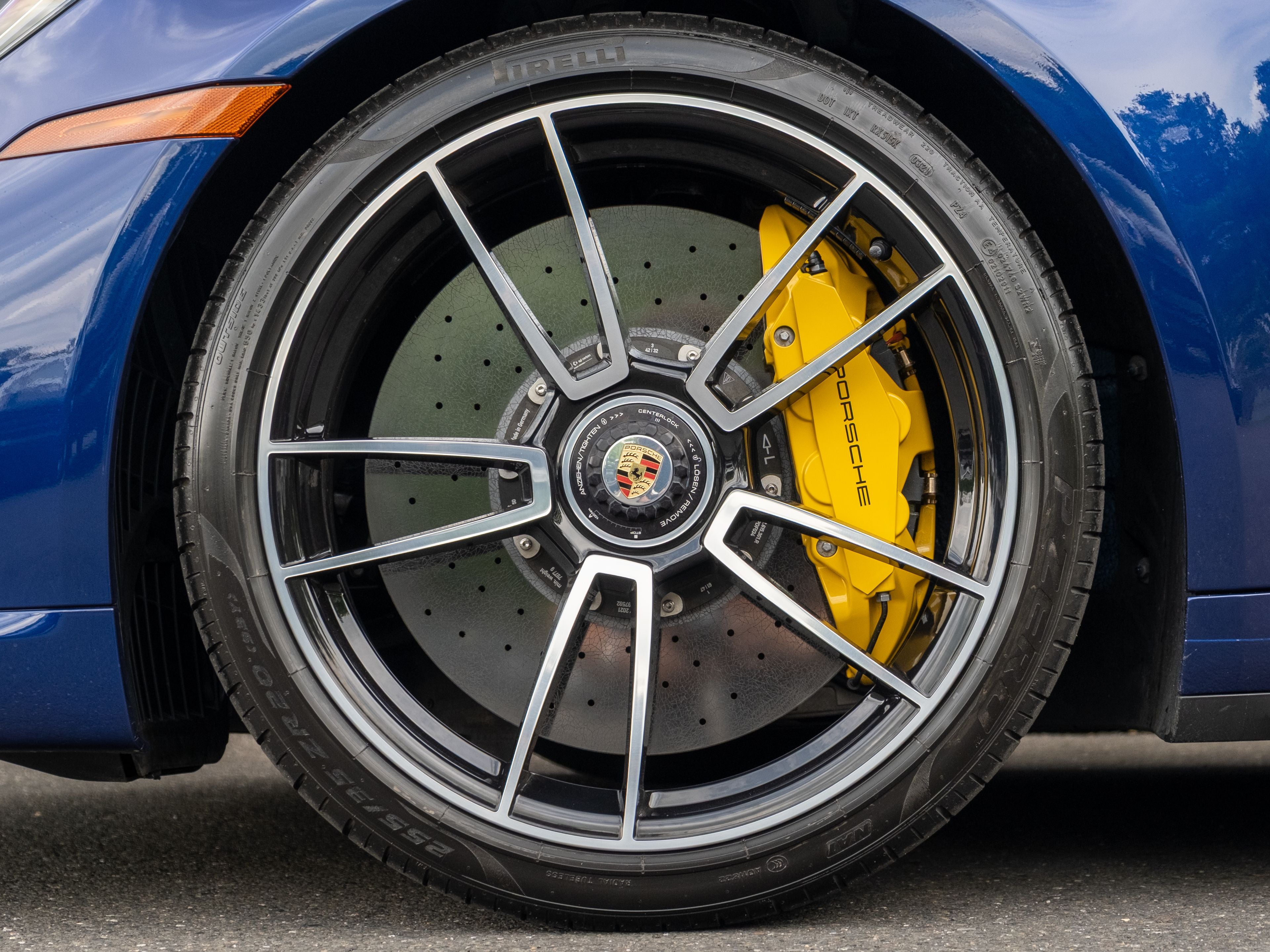 2021 Porsche 911 Turbo S
