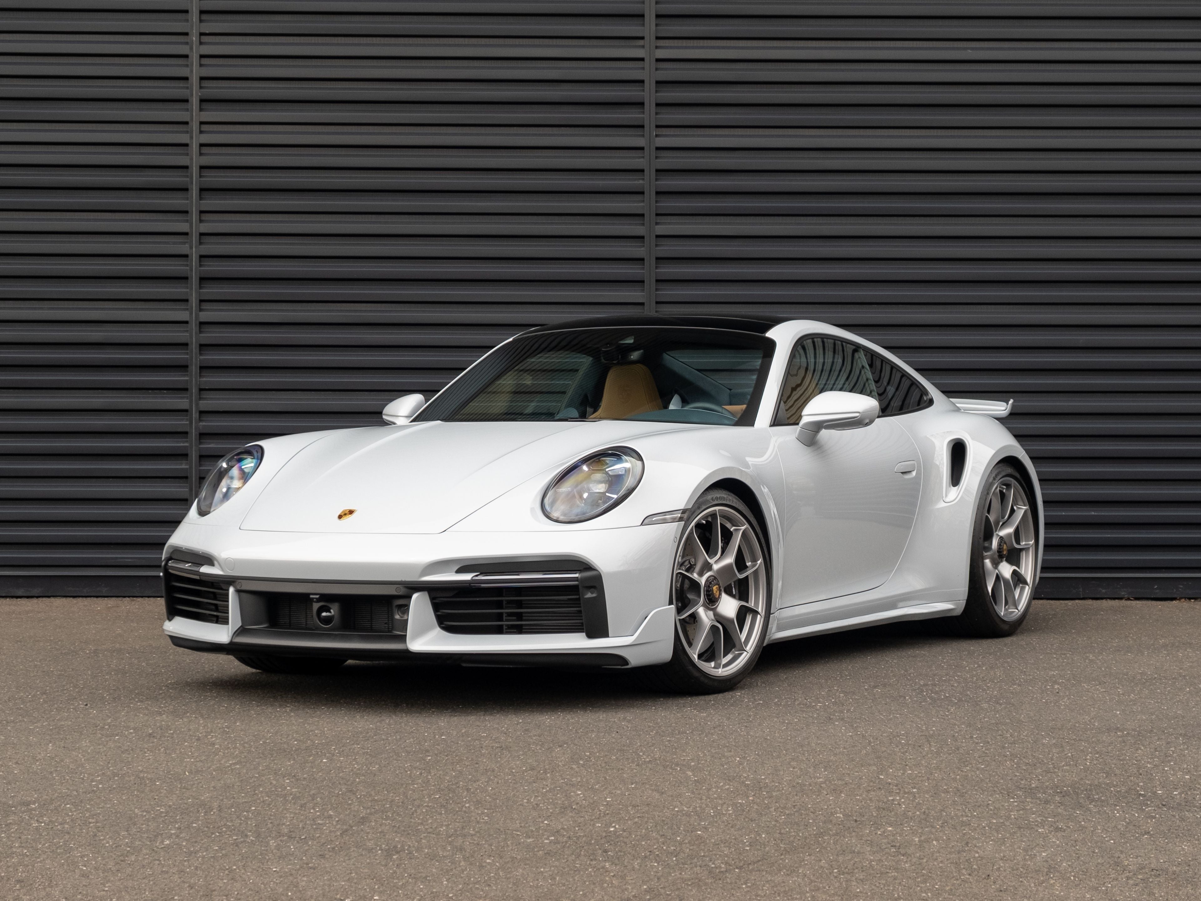 2025 Porsche 911 Turbo S