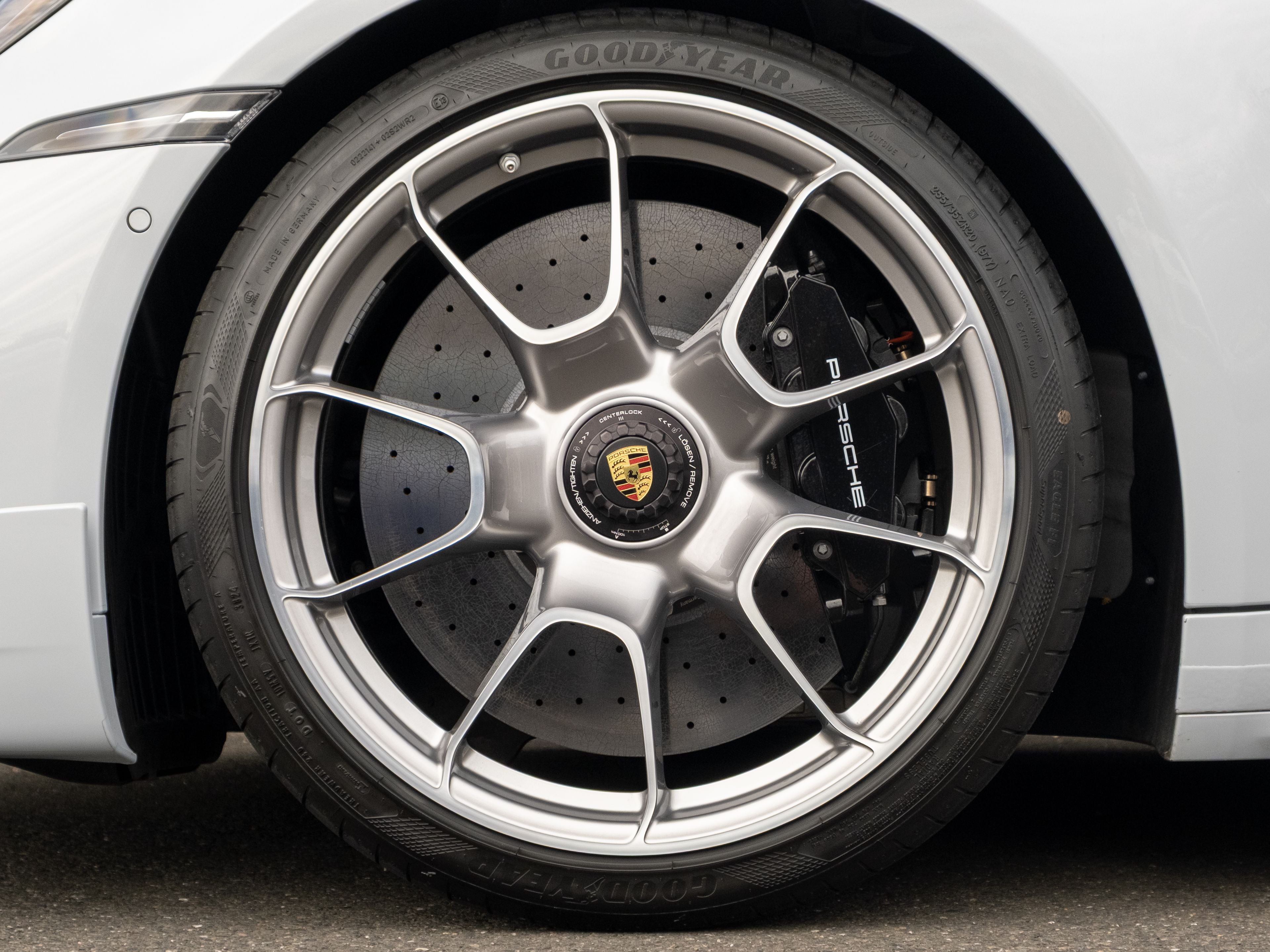 2025 Porsche 911 Turbo S