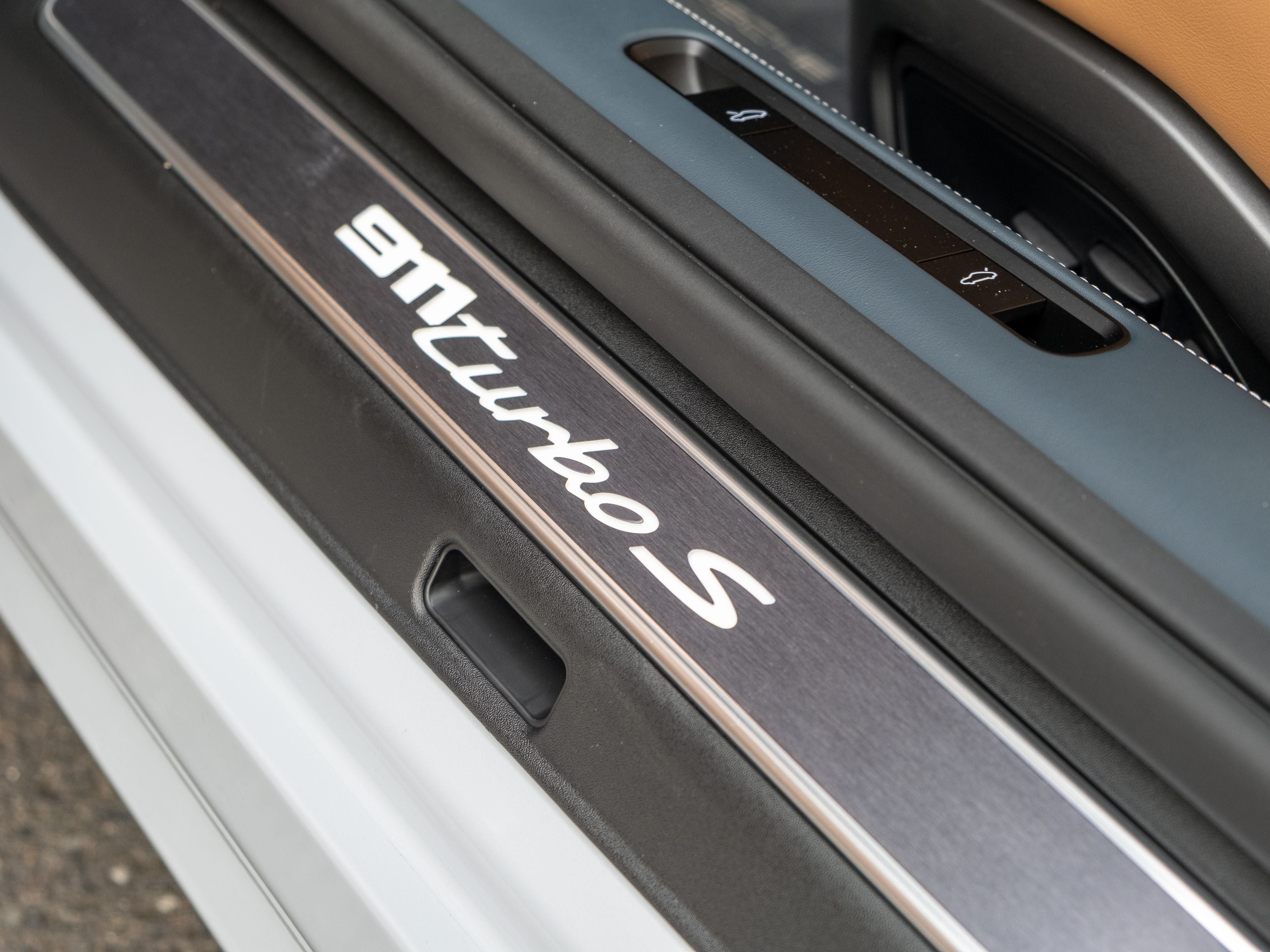 2025 Porsche 911 Turbo S