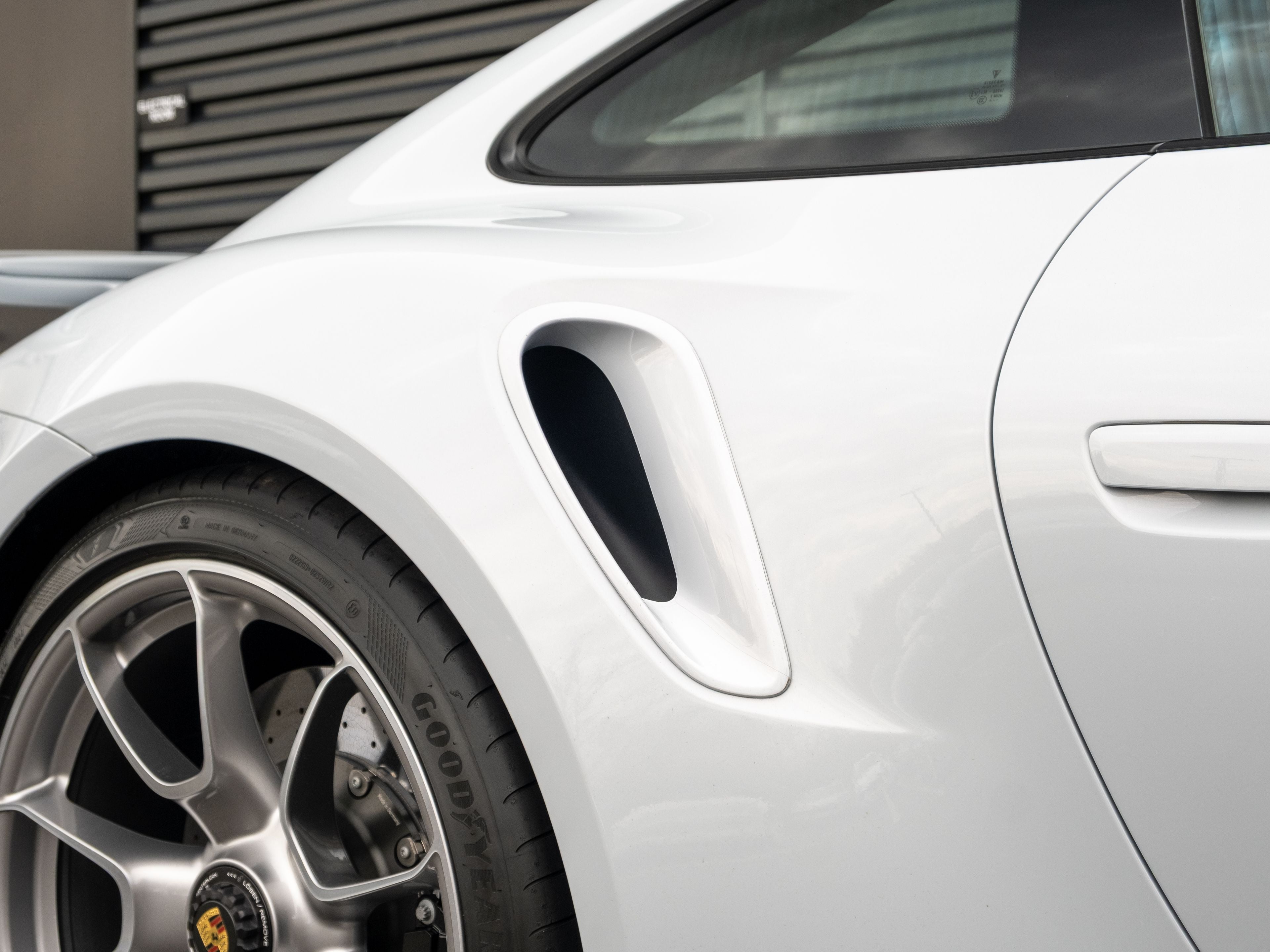 2025 Porsche 911 Turbo S