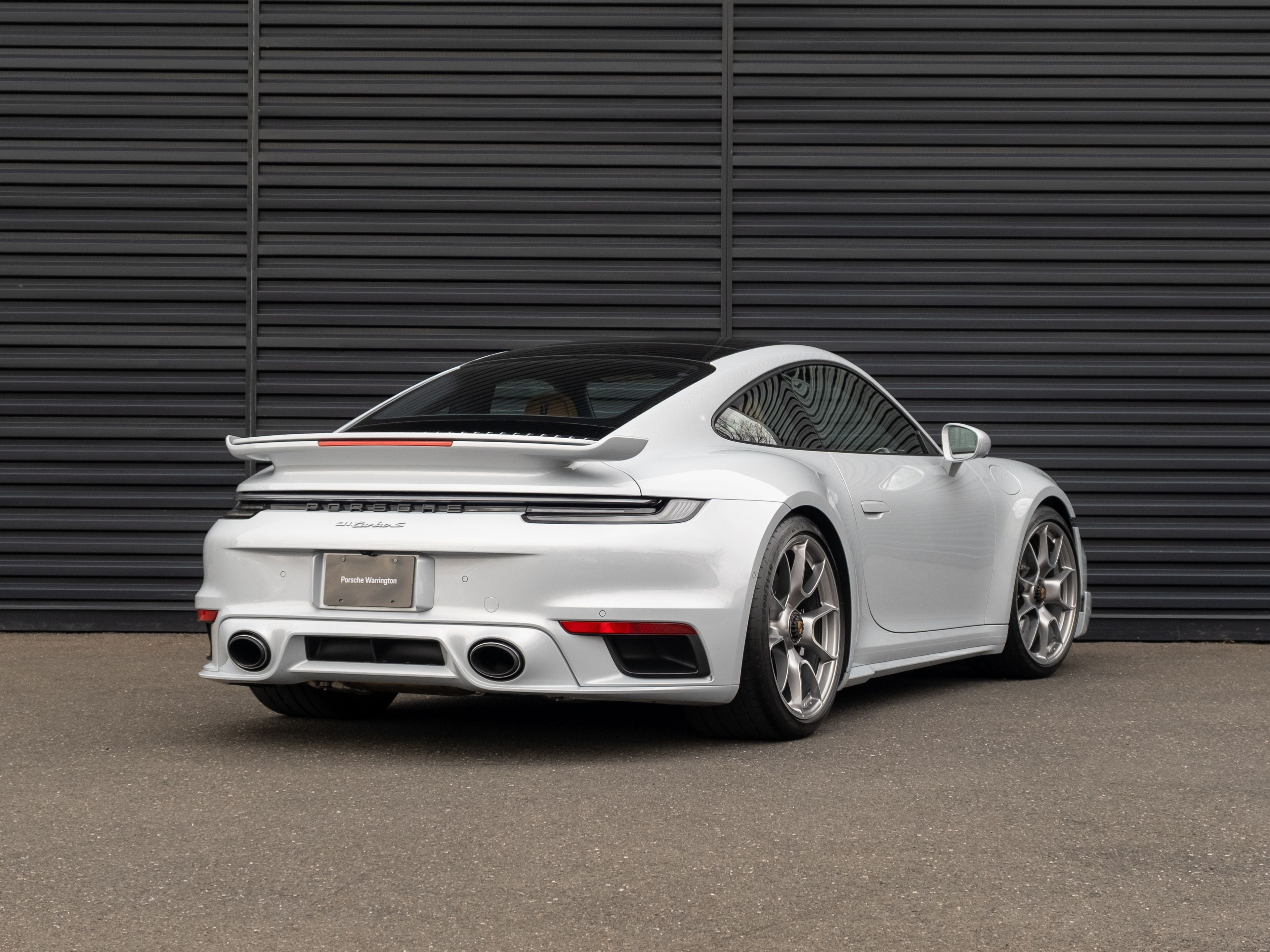 2025 Porsche 911 Turbo S