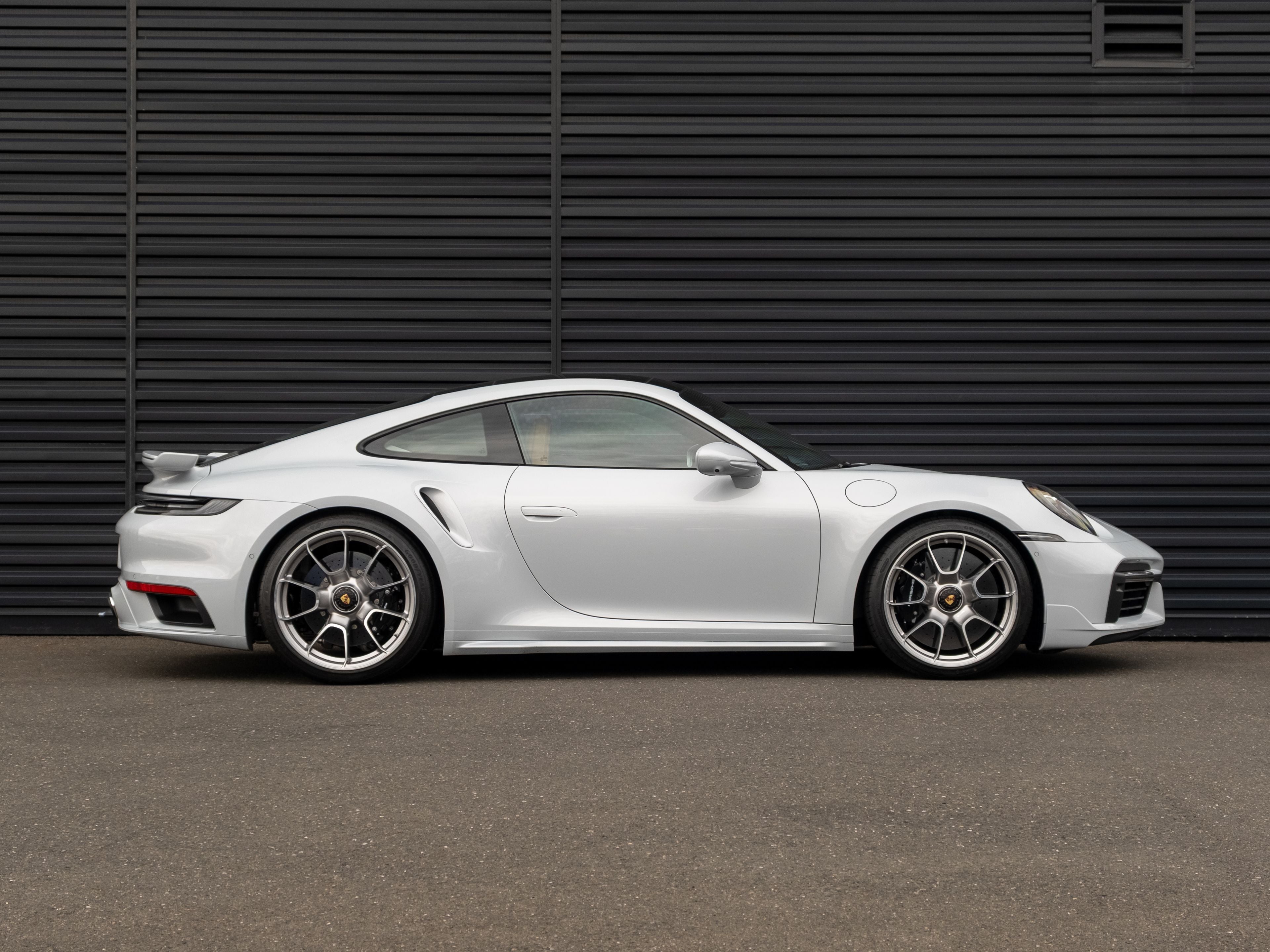 2025 Porsche 911 Turbo S