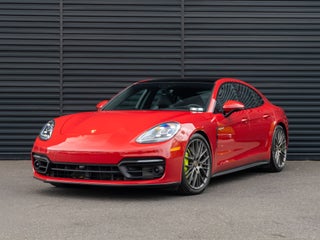 2023 Porsche Panamera E-Hybrid 4