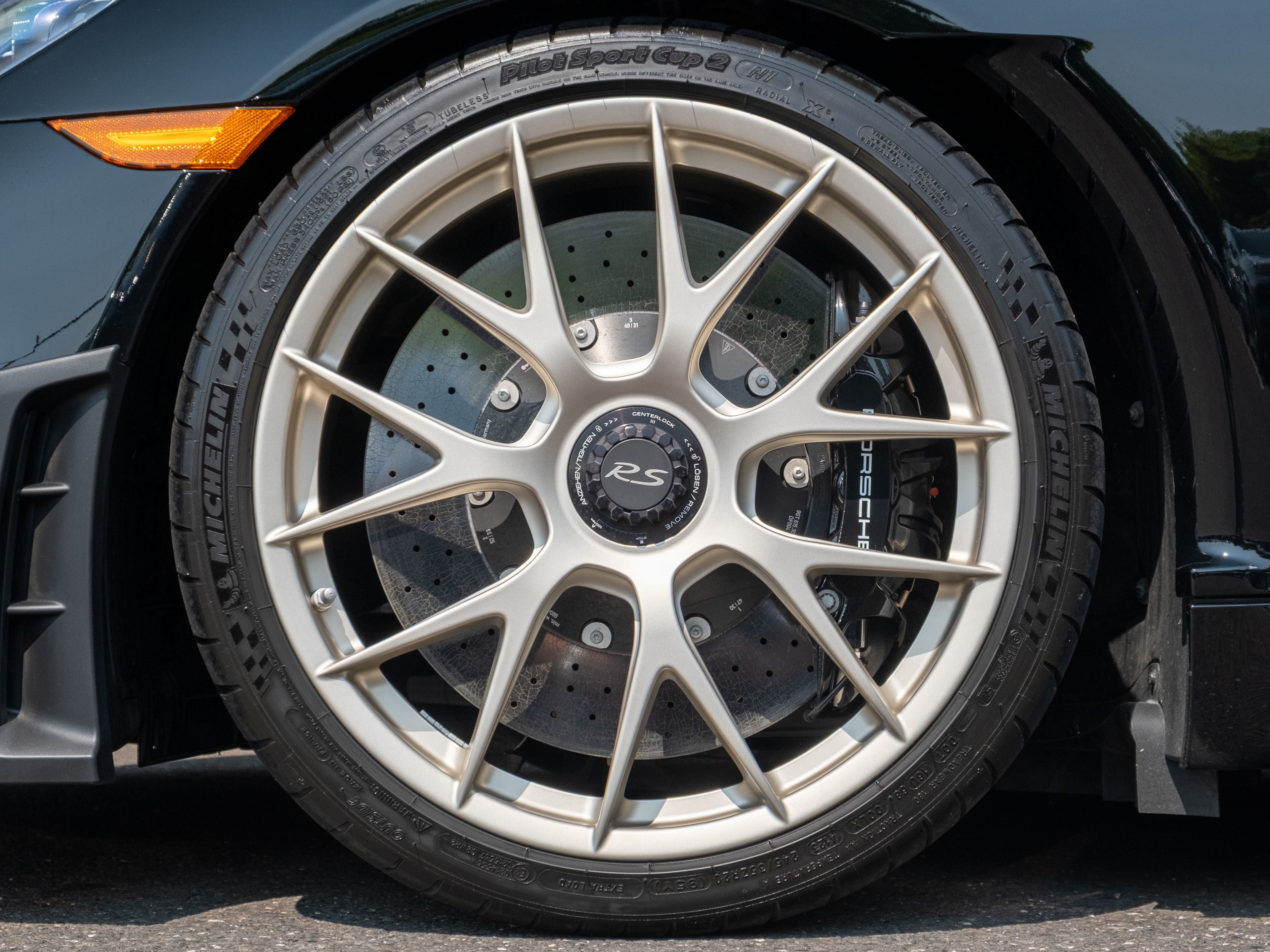 2024 Porsche 718 Cayman GT4 RS