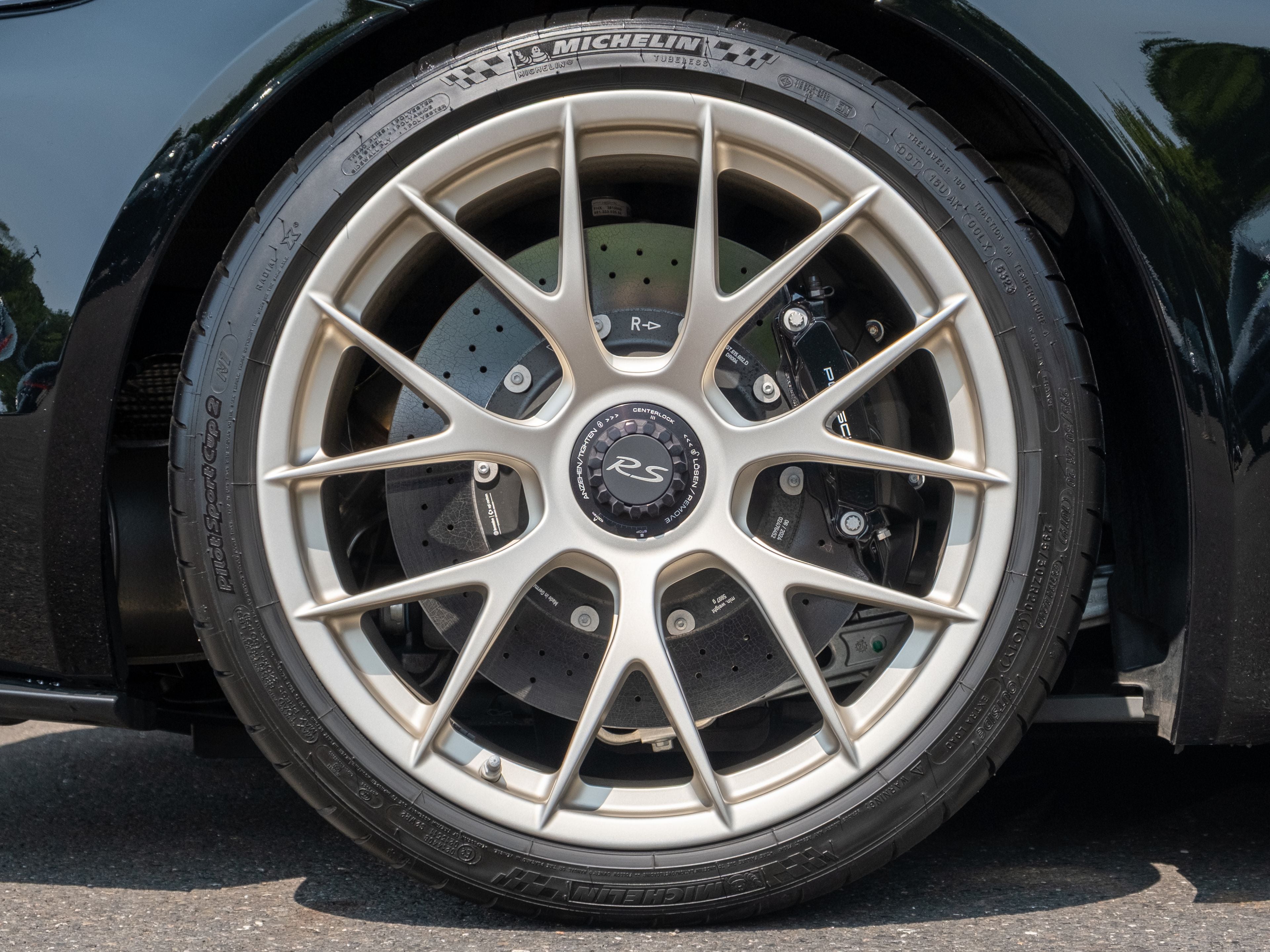 2024 Porsche 718 Cayman GT4 RS