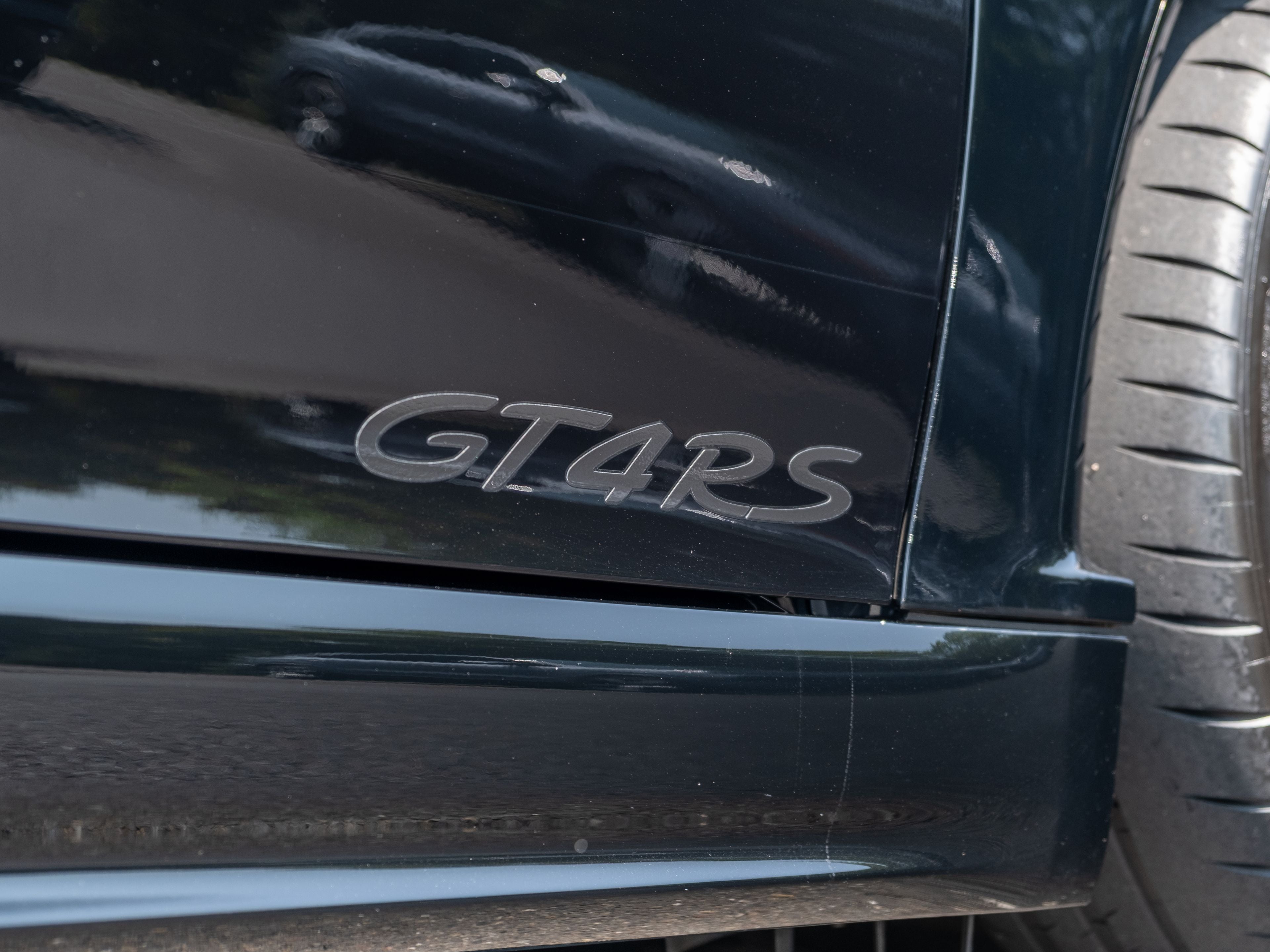 2024 Porsche 718 Cayman GT4 RS