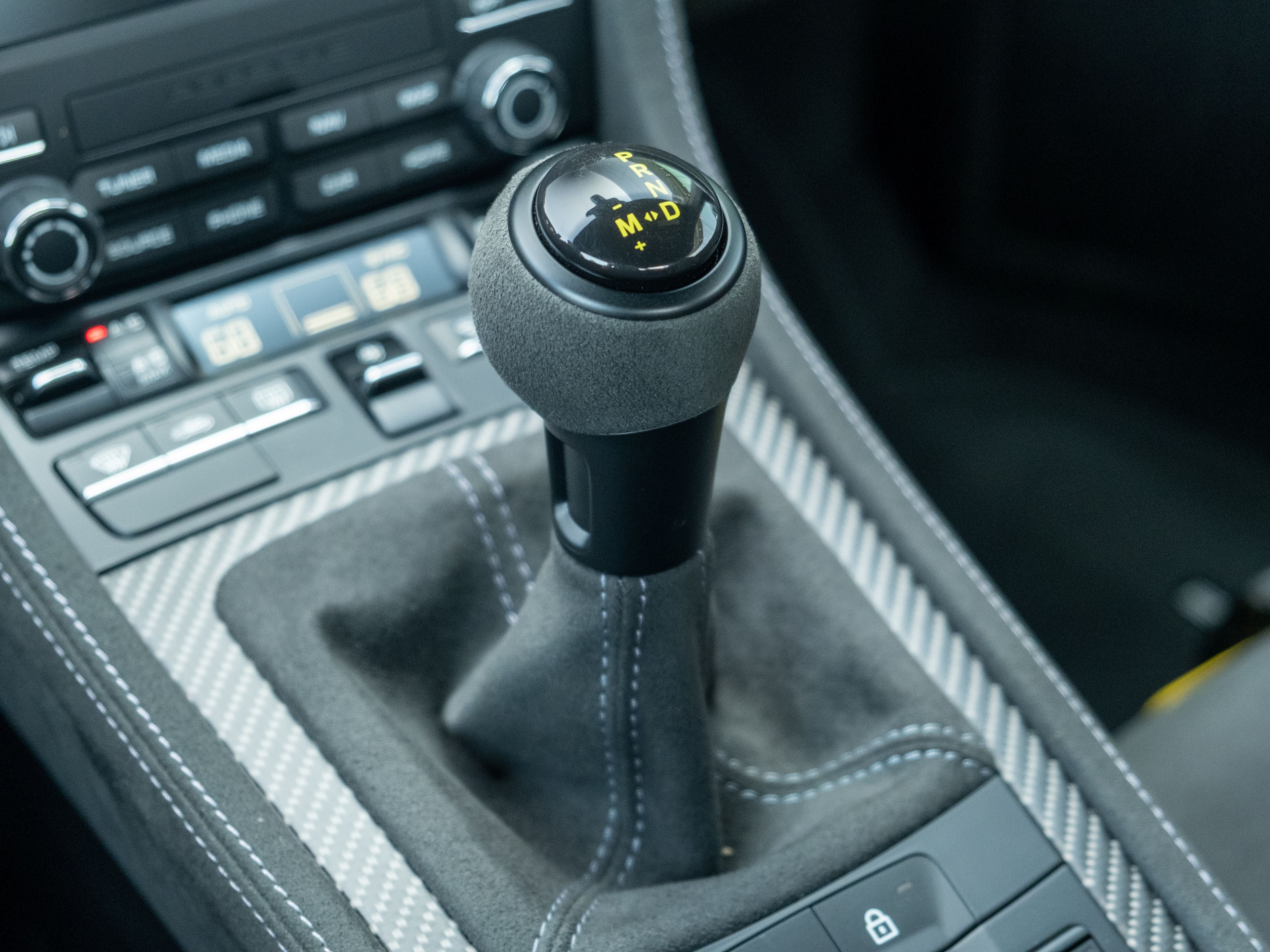 2024 Porsche 718 Cayman GT4 RS