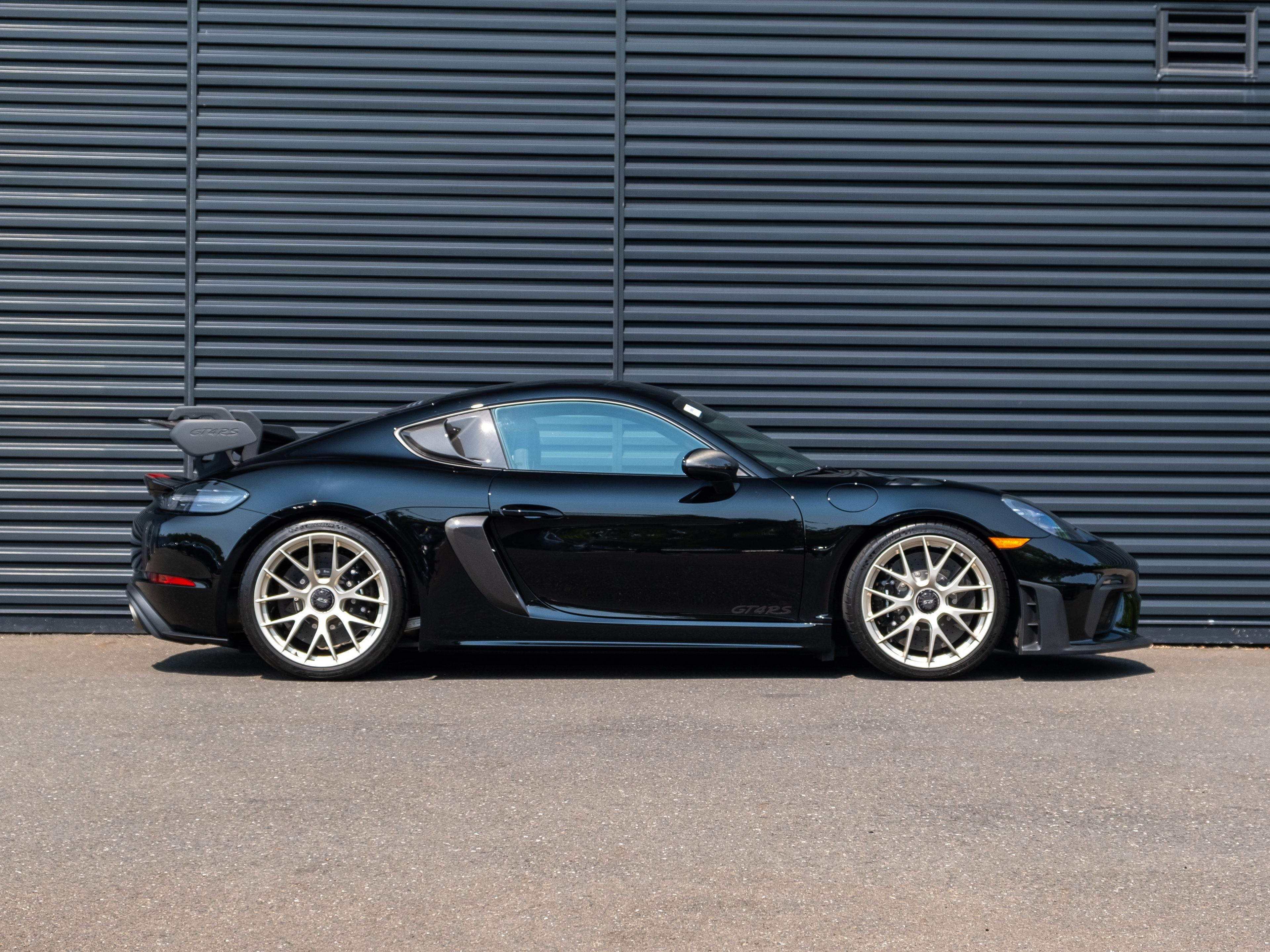 2024 Porsche 718 Cayman GT4 RS