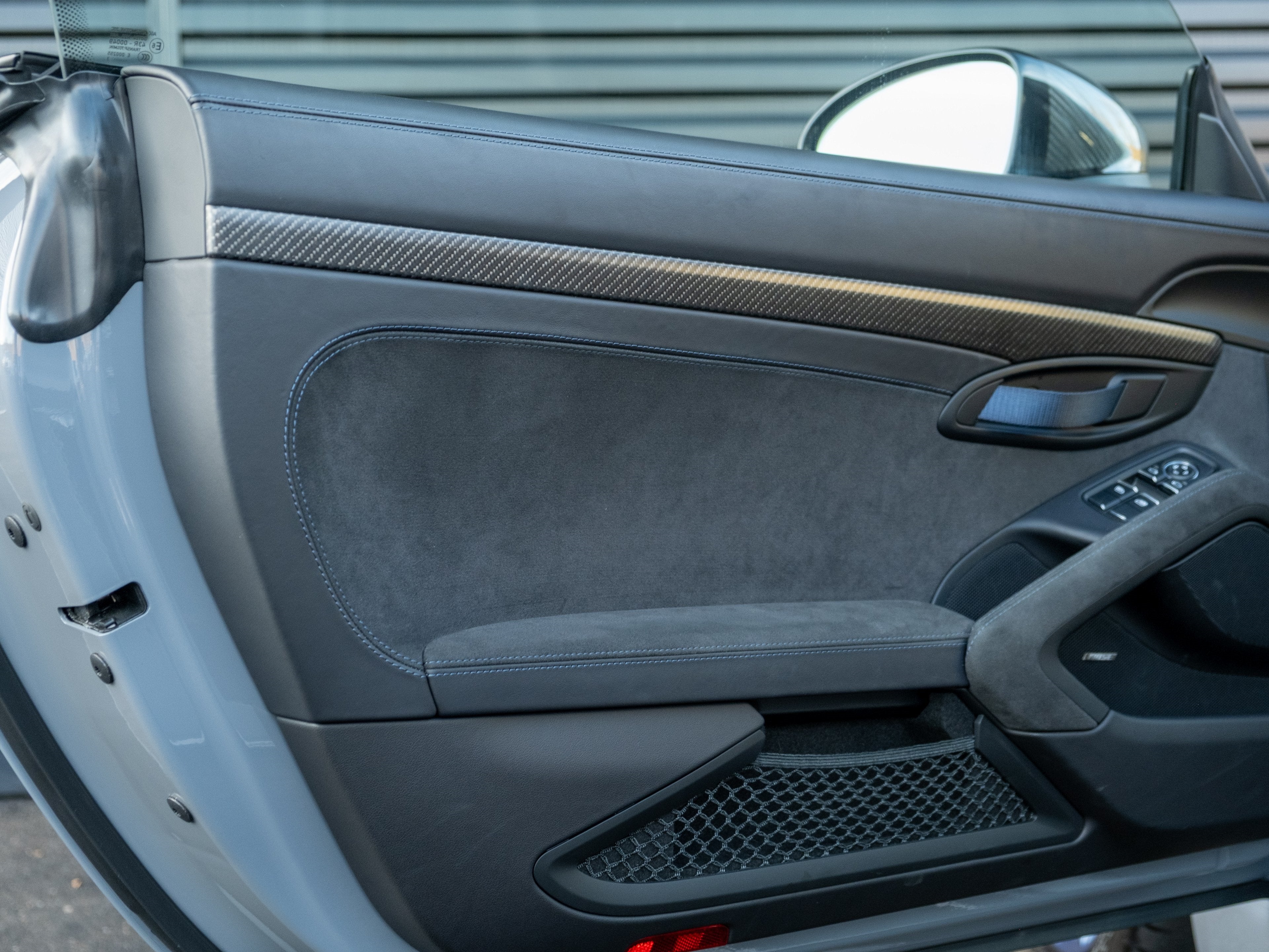 2023 Porsche 718 Cayman GT4 RS